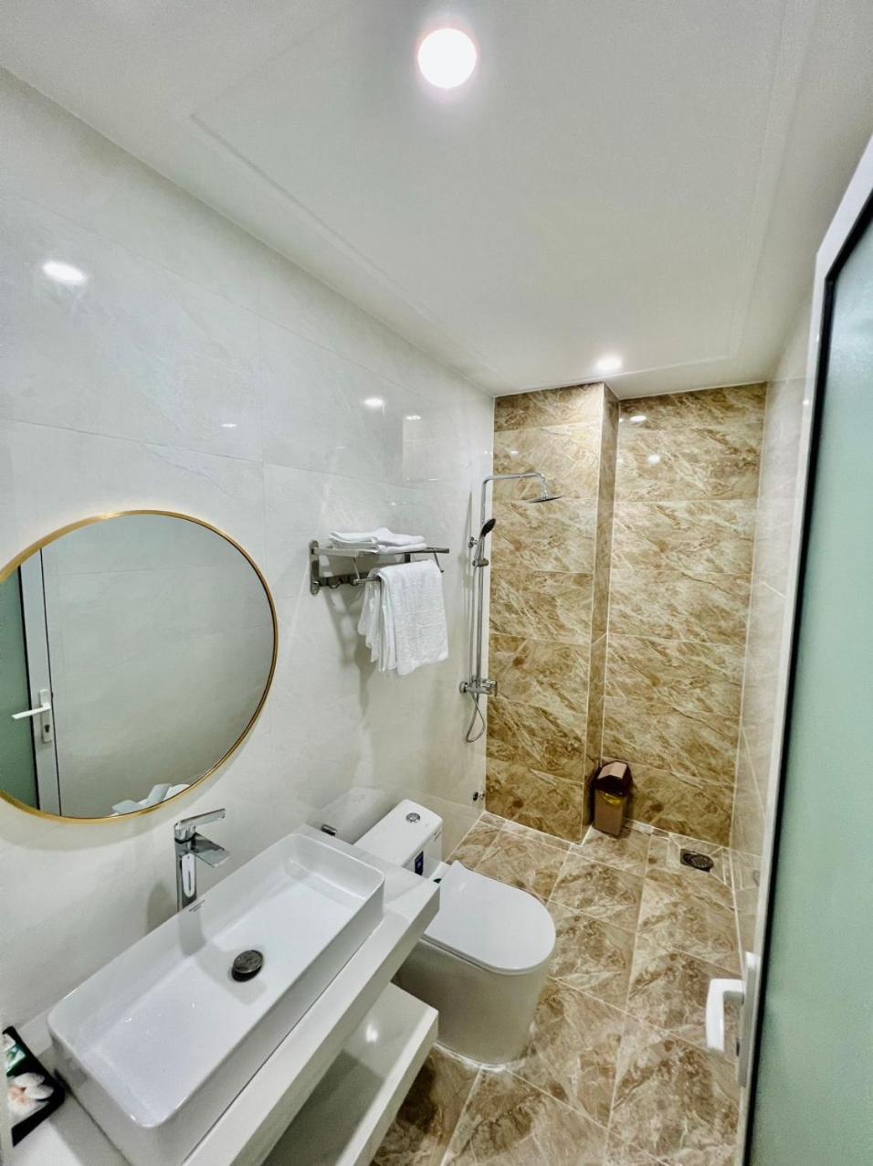 KHÁCH SẠN Biển Xanh
