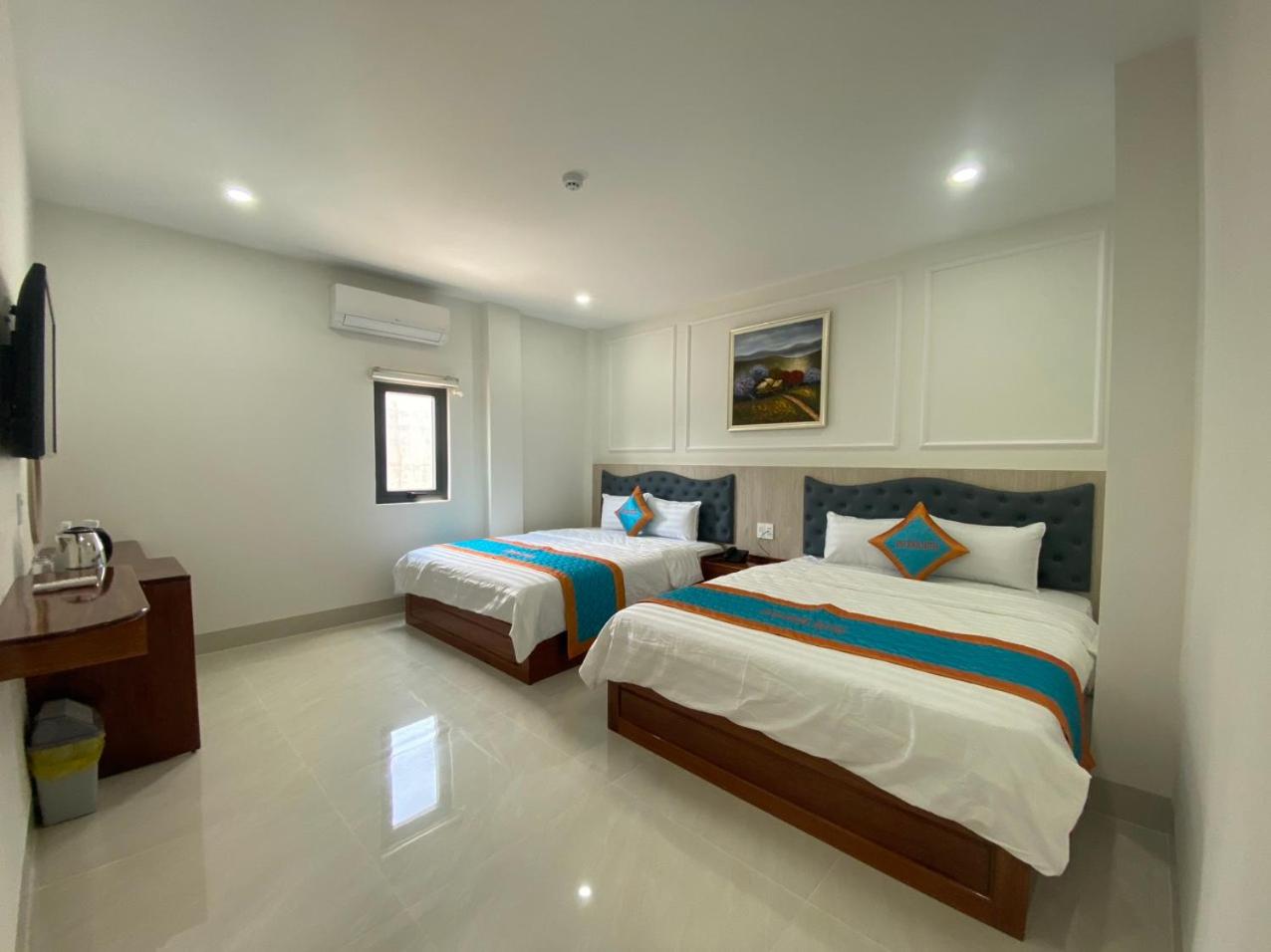 KHÁCH SẠN Biển Xanh