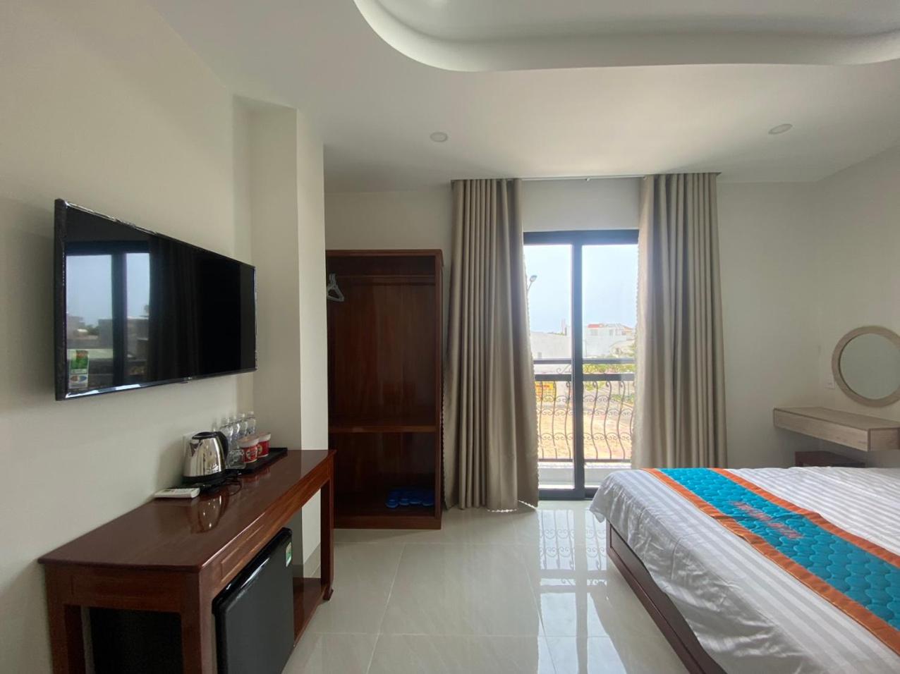 KHÁCH SẠN Biển Xanh