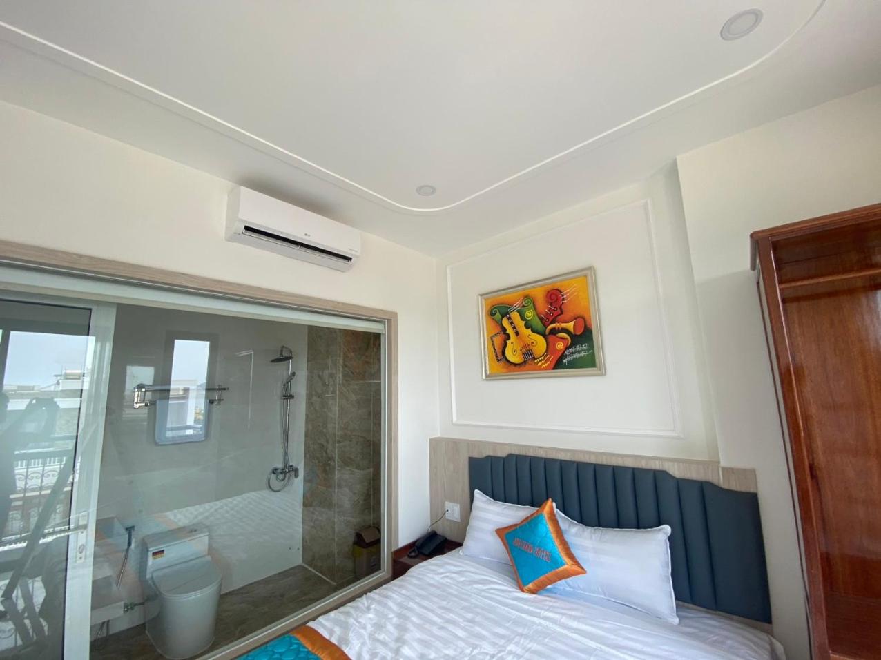 KHÁCH SẠN Biển Xanh