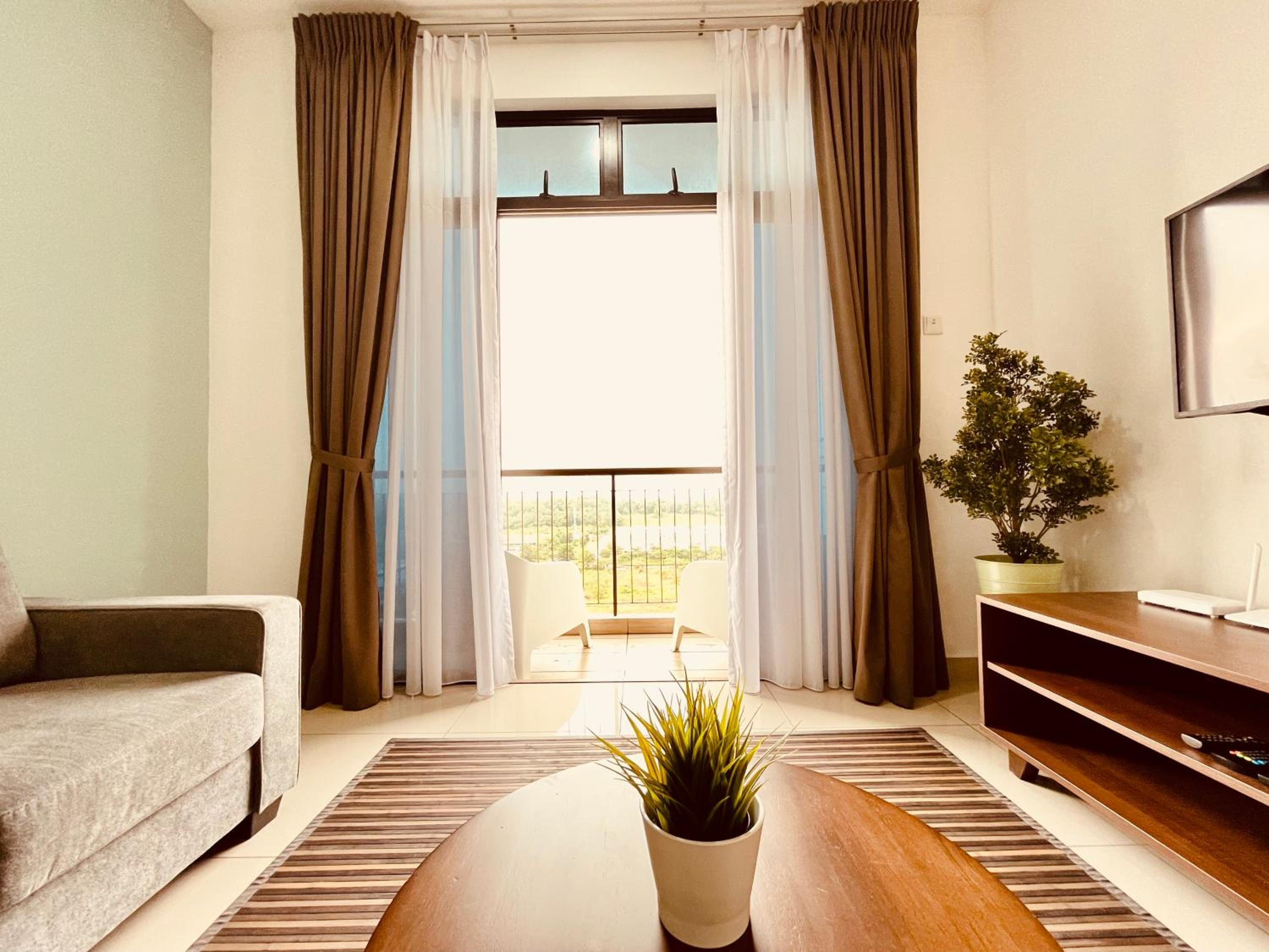Desaru Central Apartment w Pool,CinemaScreen,Netflix & WiFi photo 3