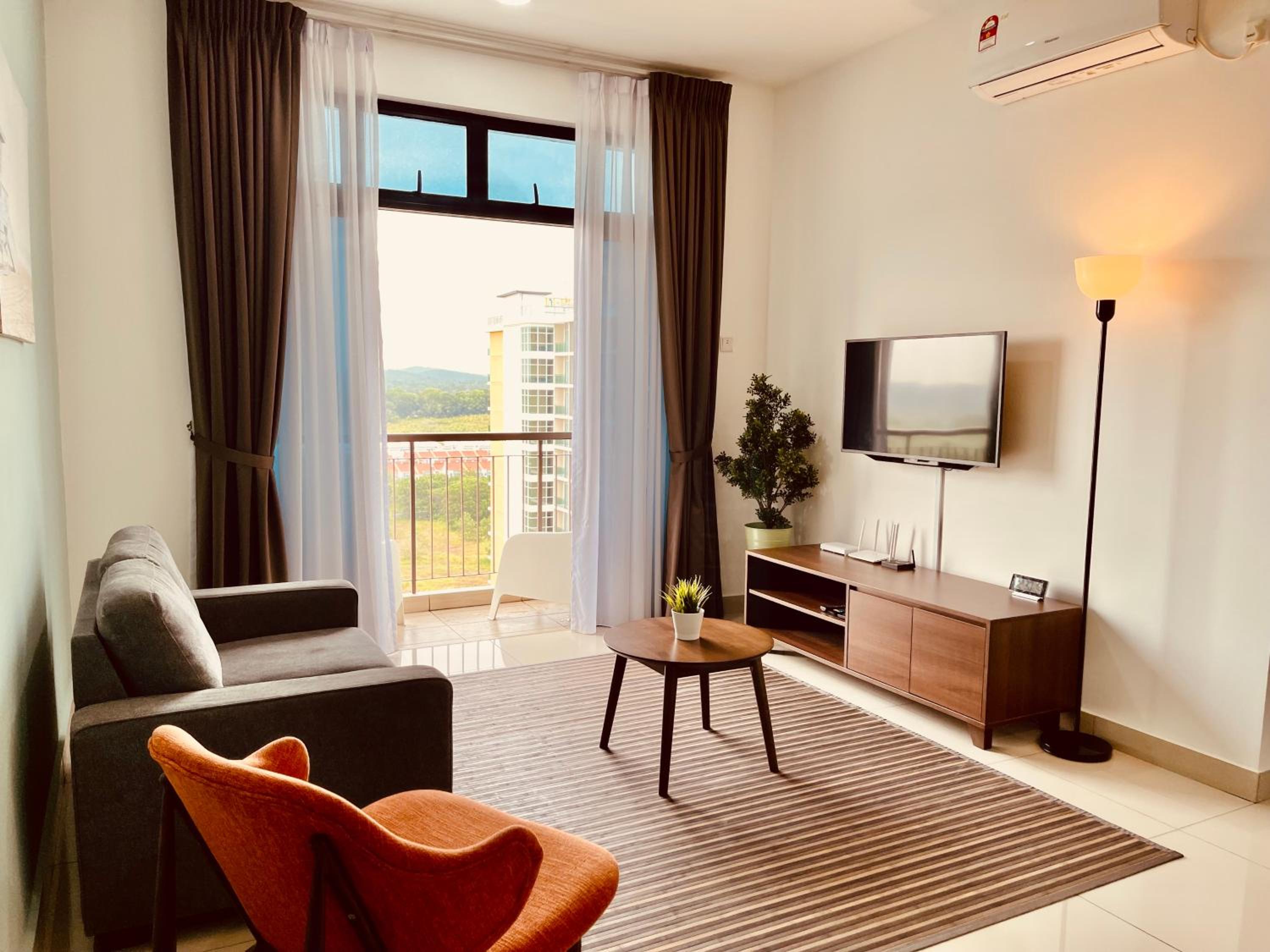 Desaru Central Apartment w Pool,CinemaScreen,Netflix & WiFi photo 1