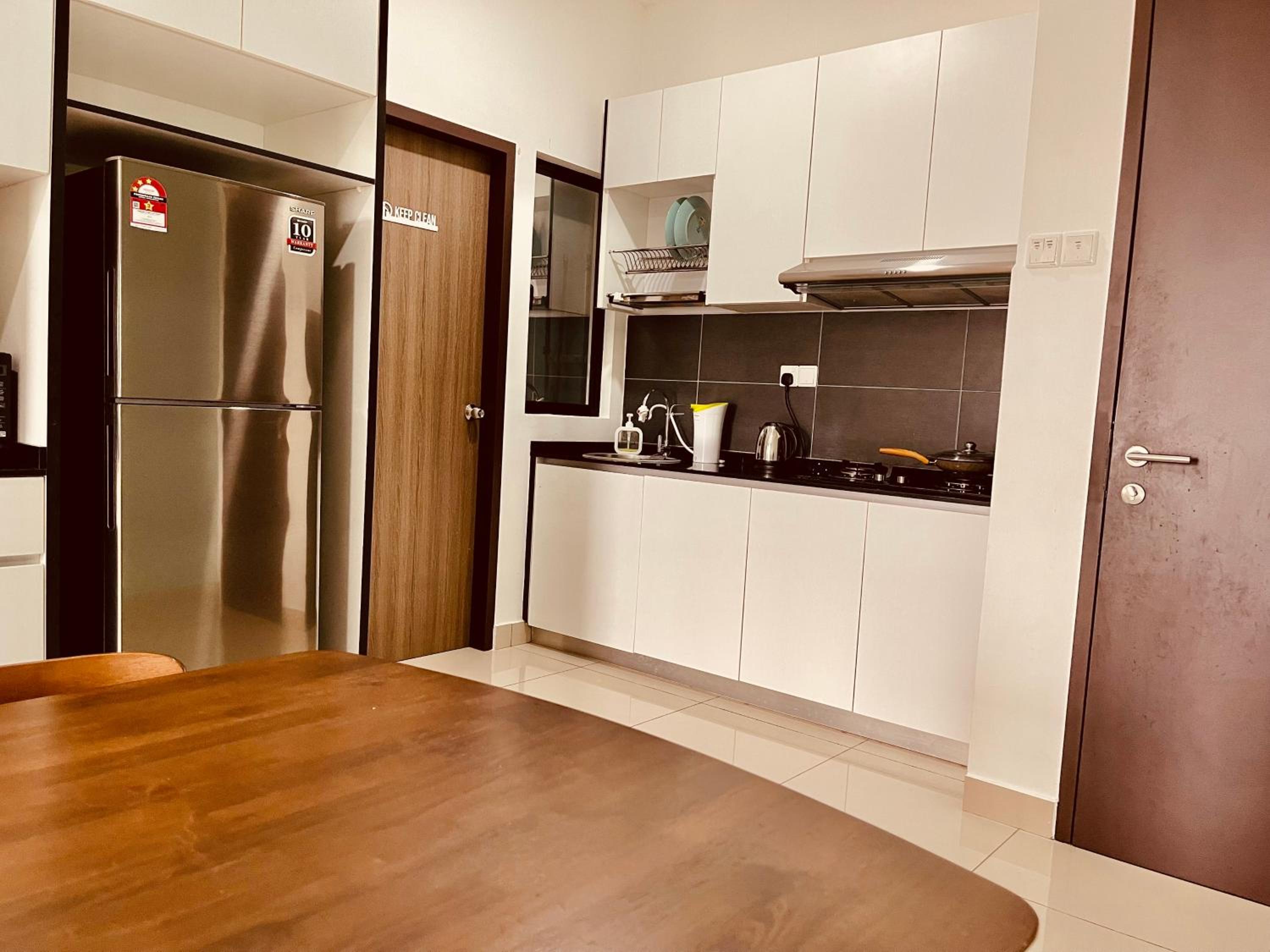Desaru Central Apartment w Pool,CinemaScreen,Netflix & WiFi photo 8