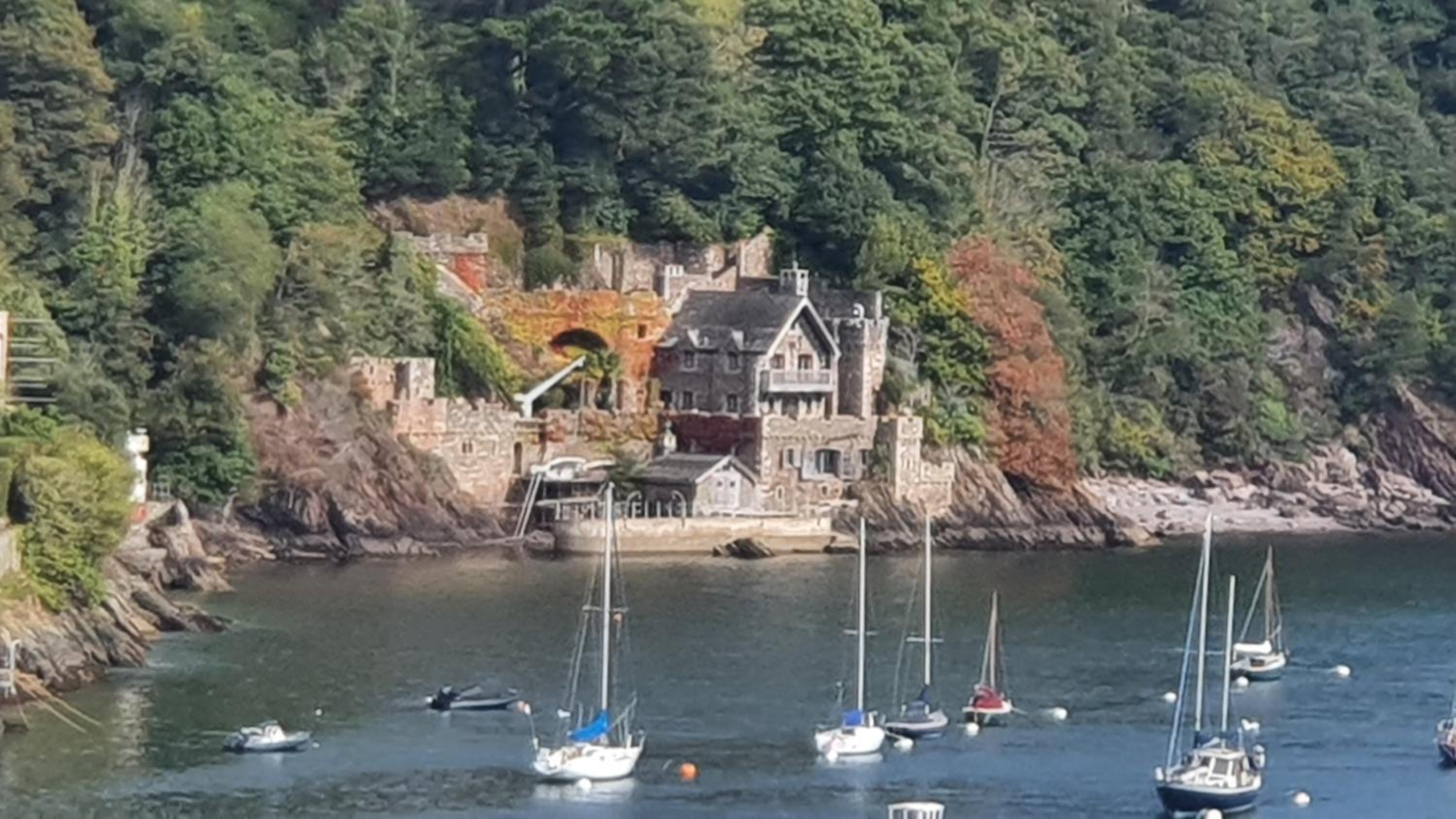 Tor Dean Guest House