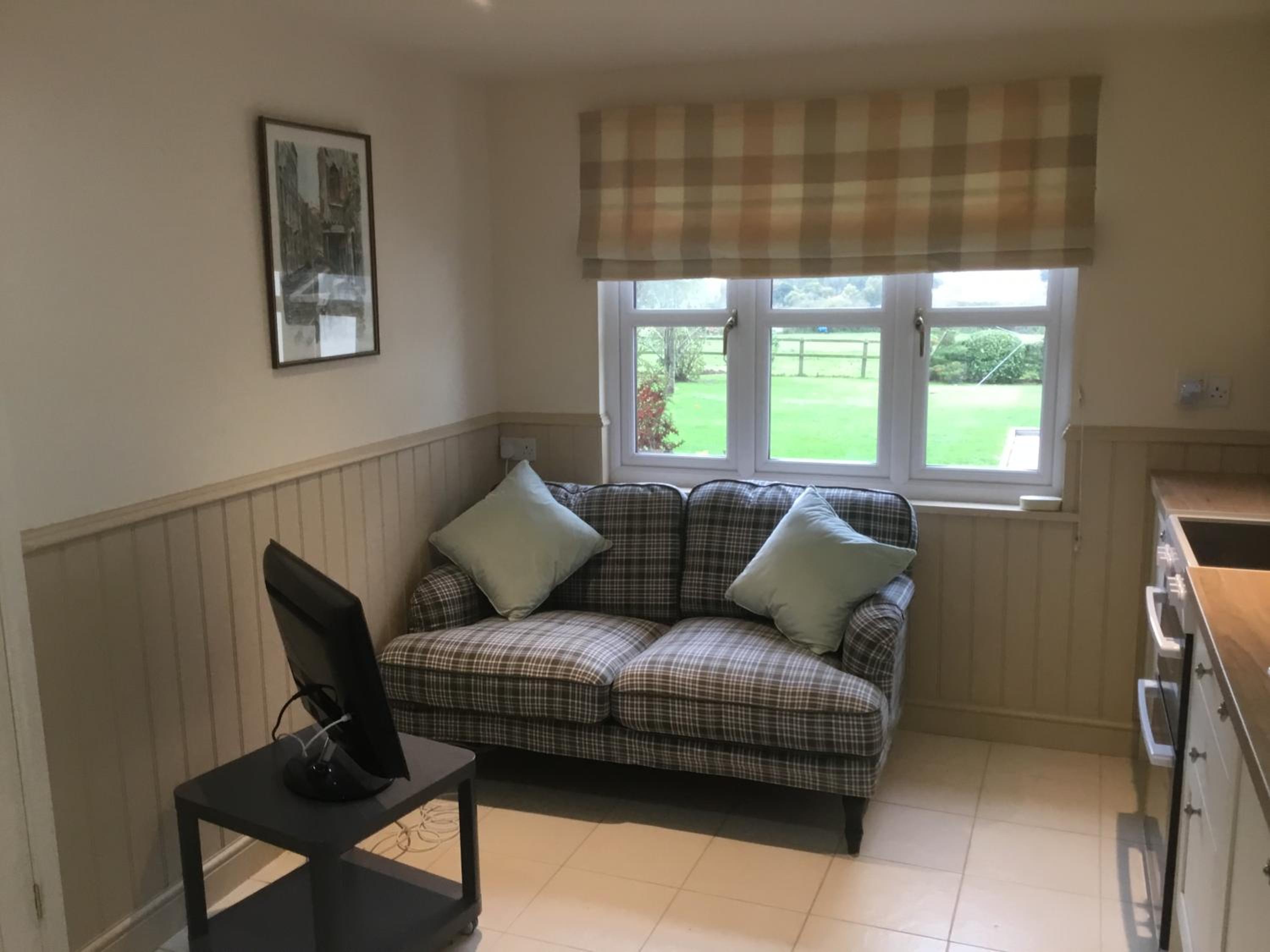 Cute Cottage 2024 Traveller Award view 4