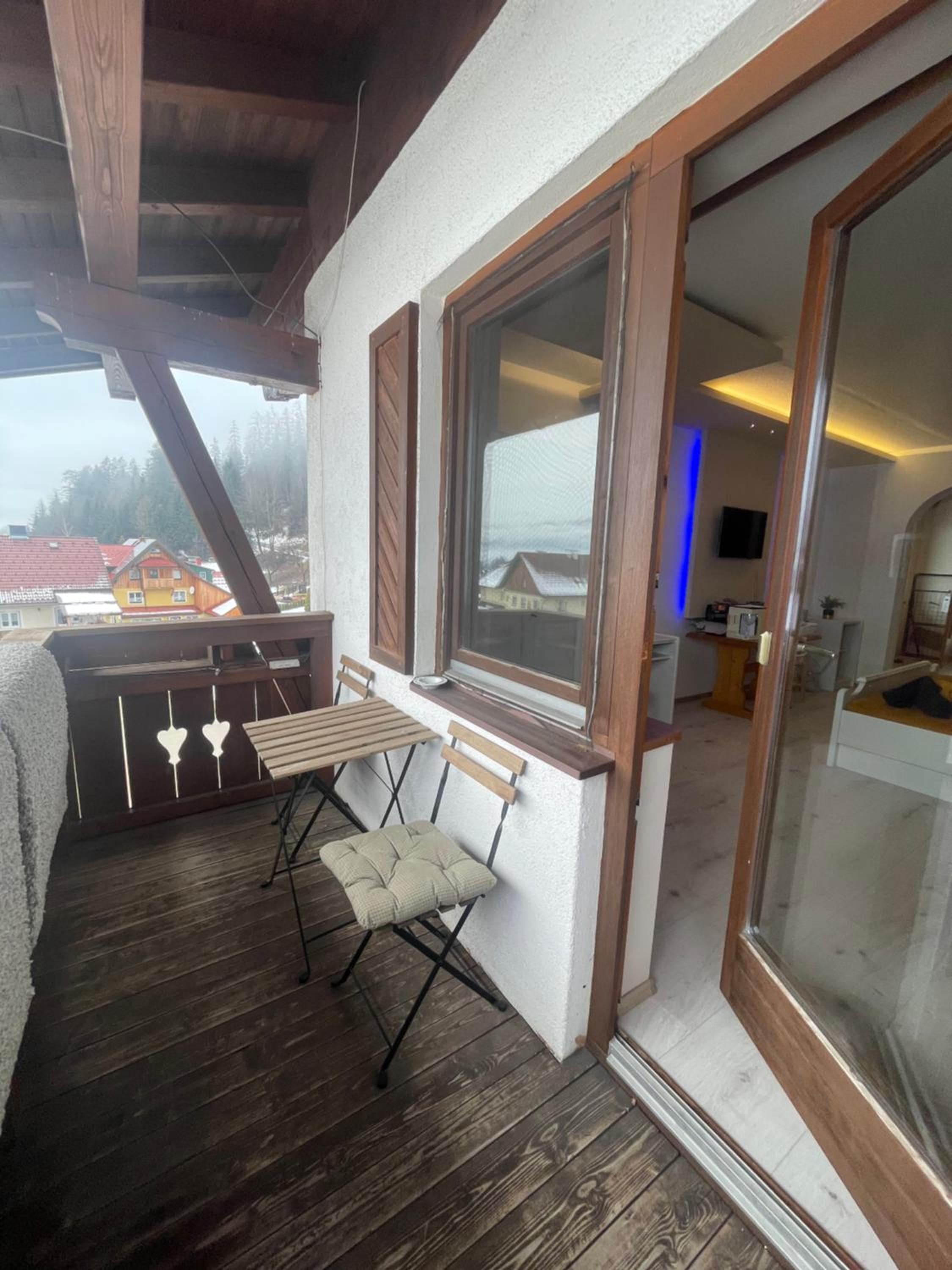 Aquamarin Studio 208