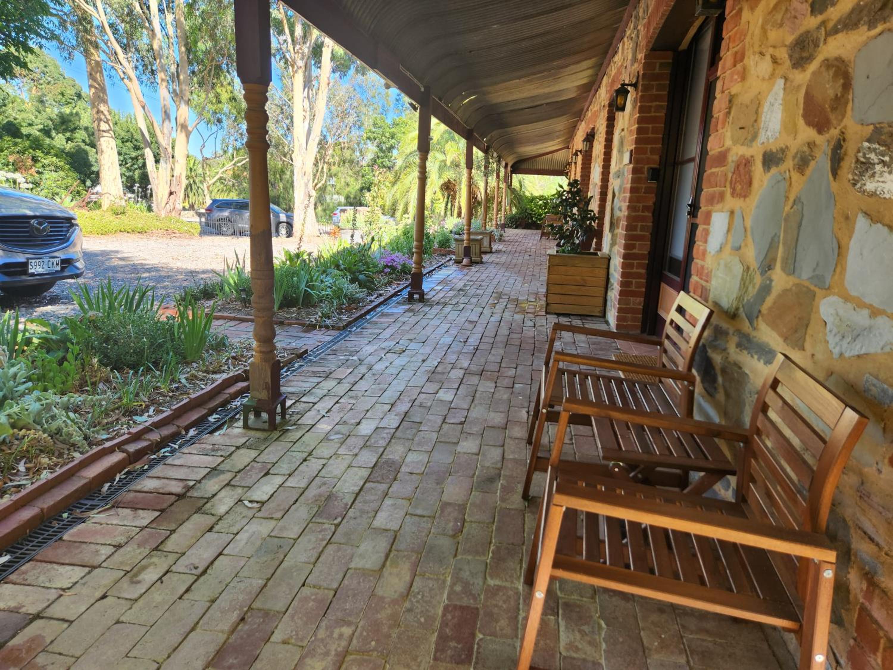 Marananga Cottages