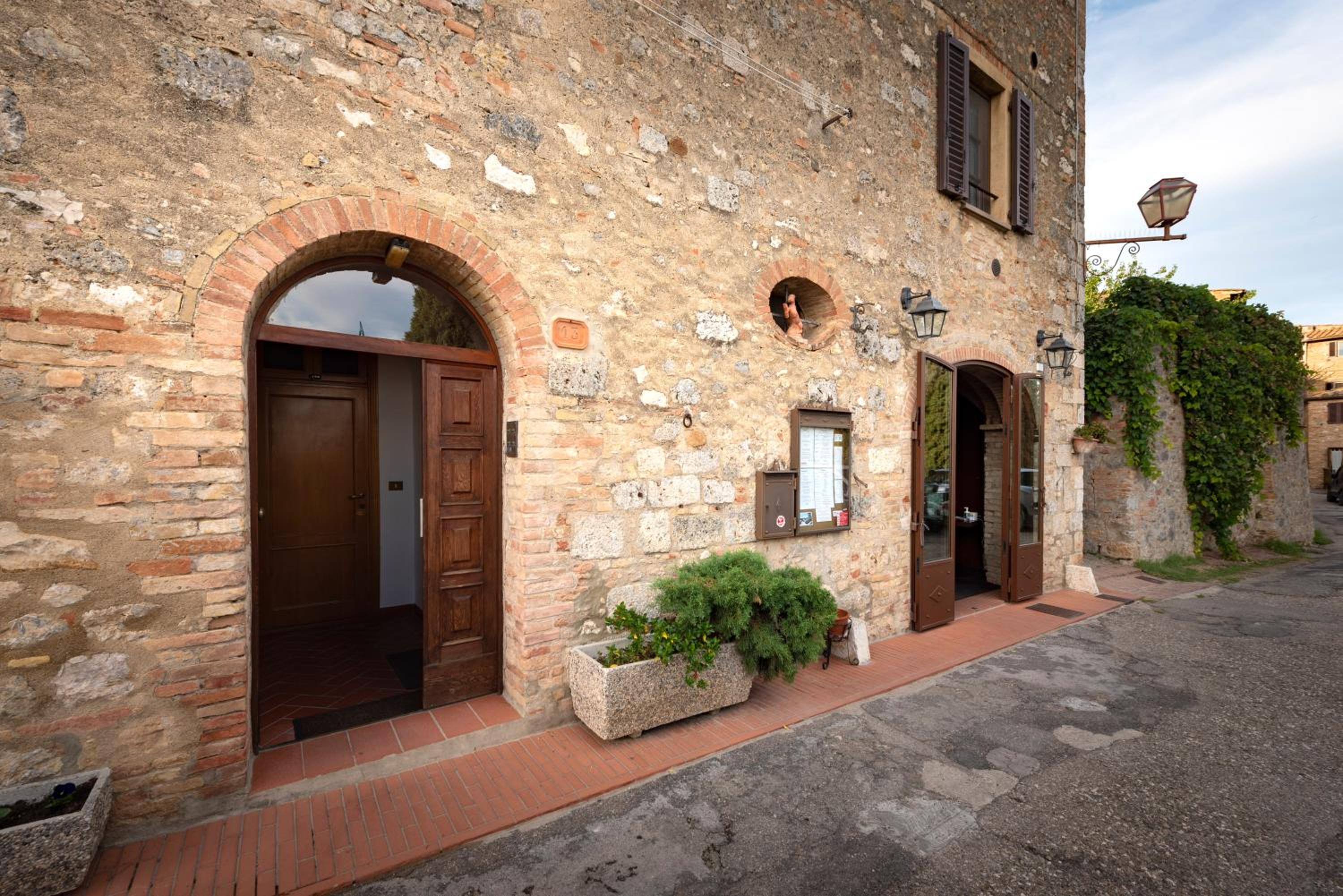 Terra d'Ombra Bed&Breakfast view 3