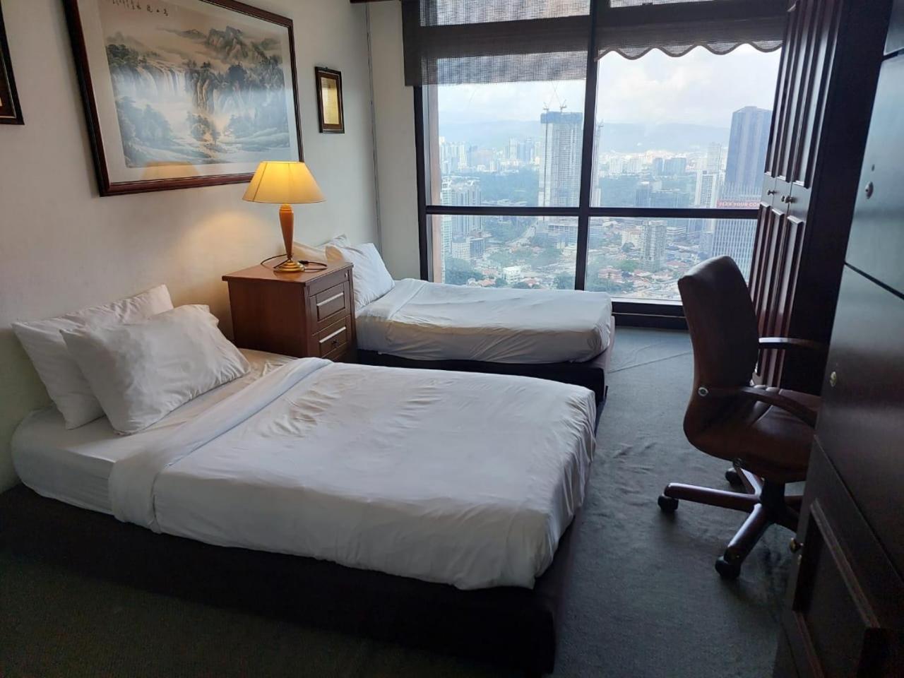 TWO BEDROOM SUITES at TIMES SQUARE KL