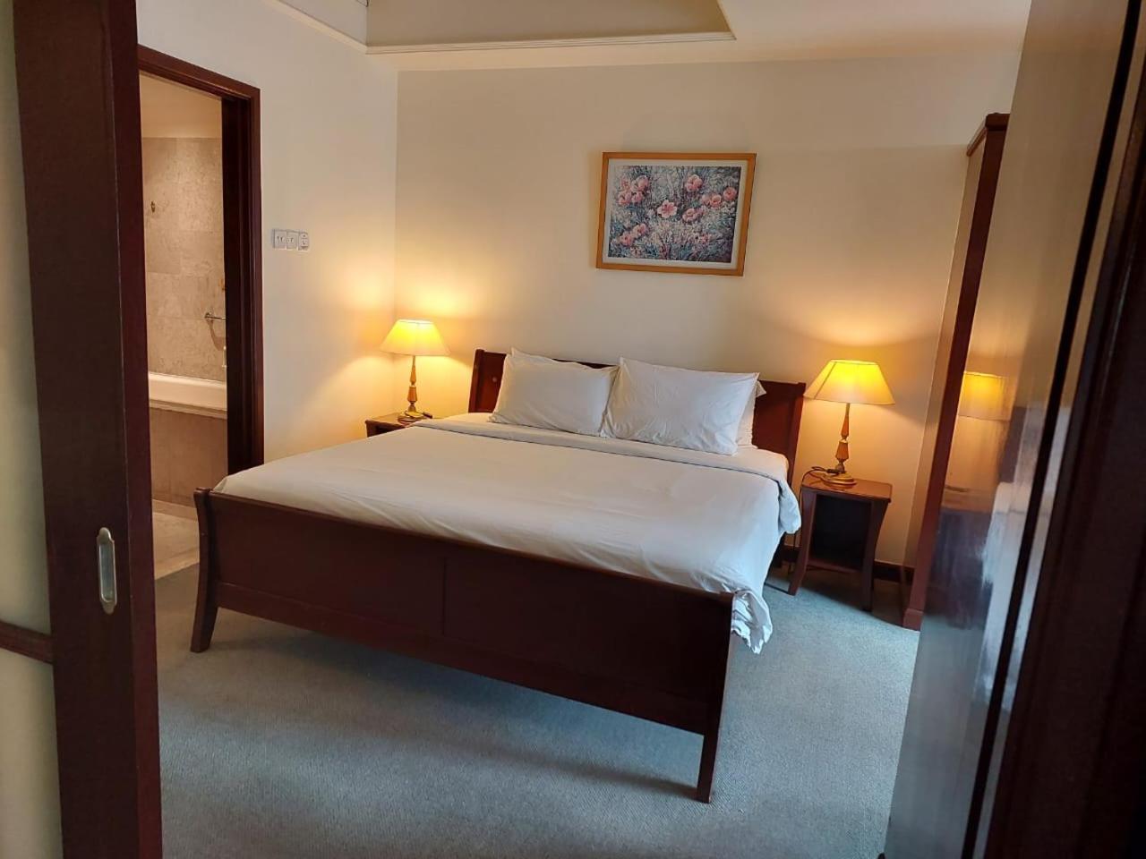 TWO BEDROOM SUITES at TIMES SQUARE KL