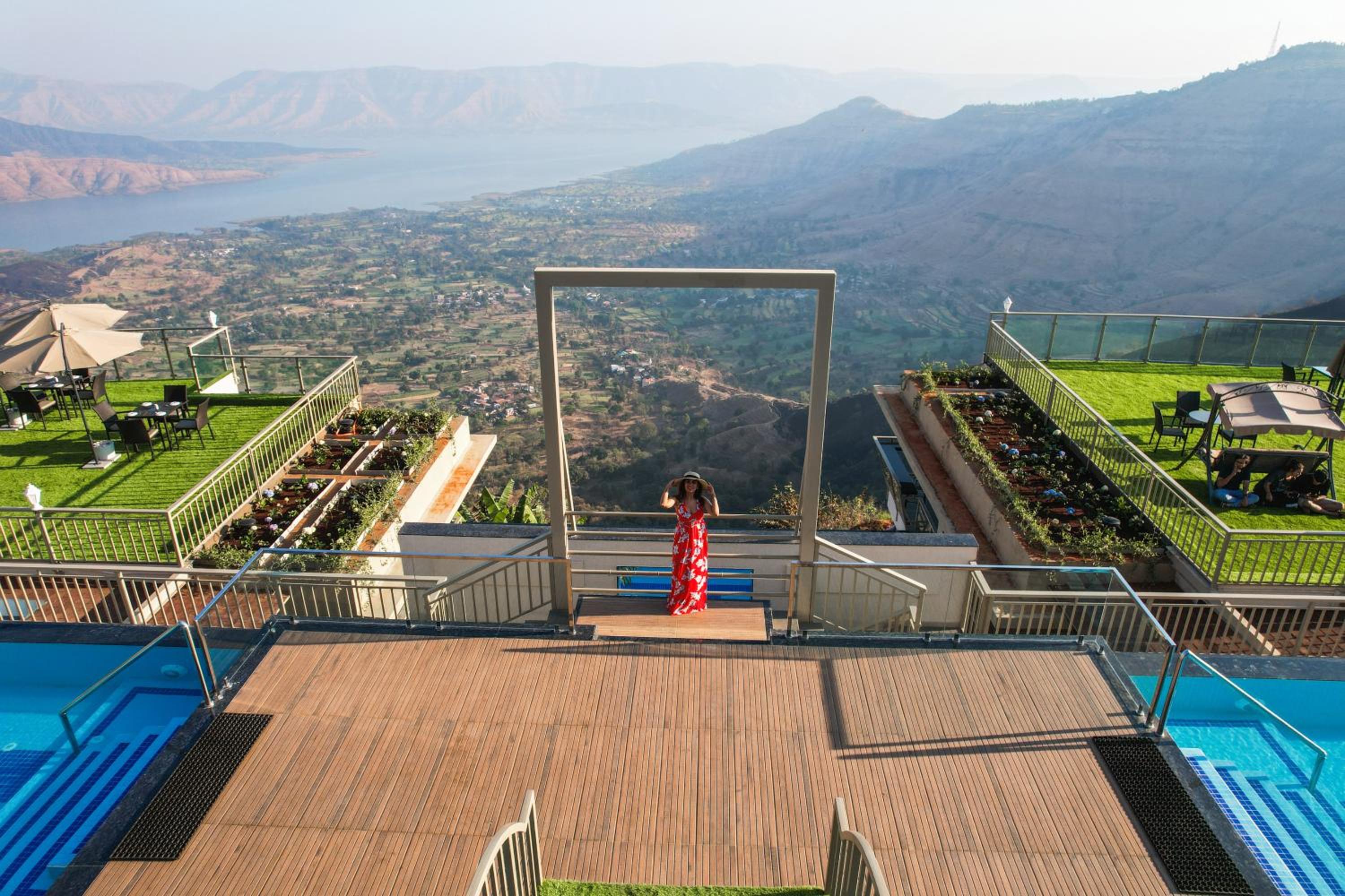 The Cliff by Zuper - Panchgani view 5