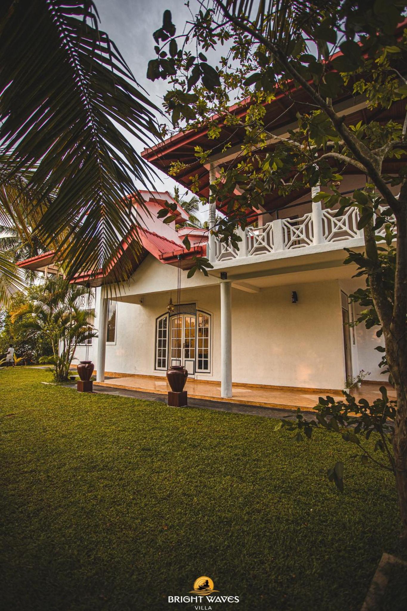 Bright Waves Villa