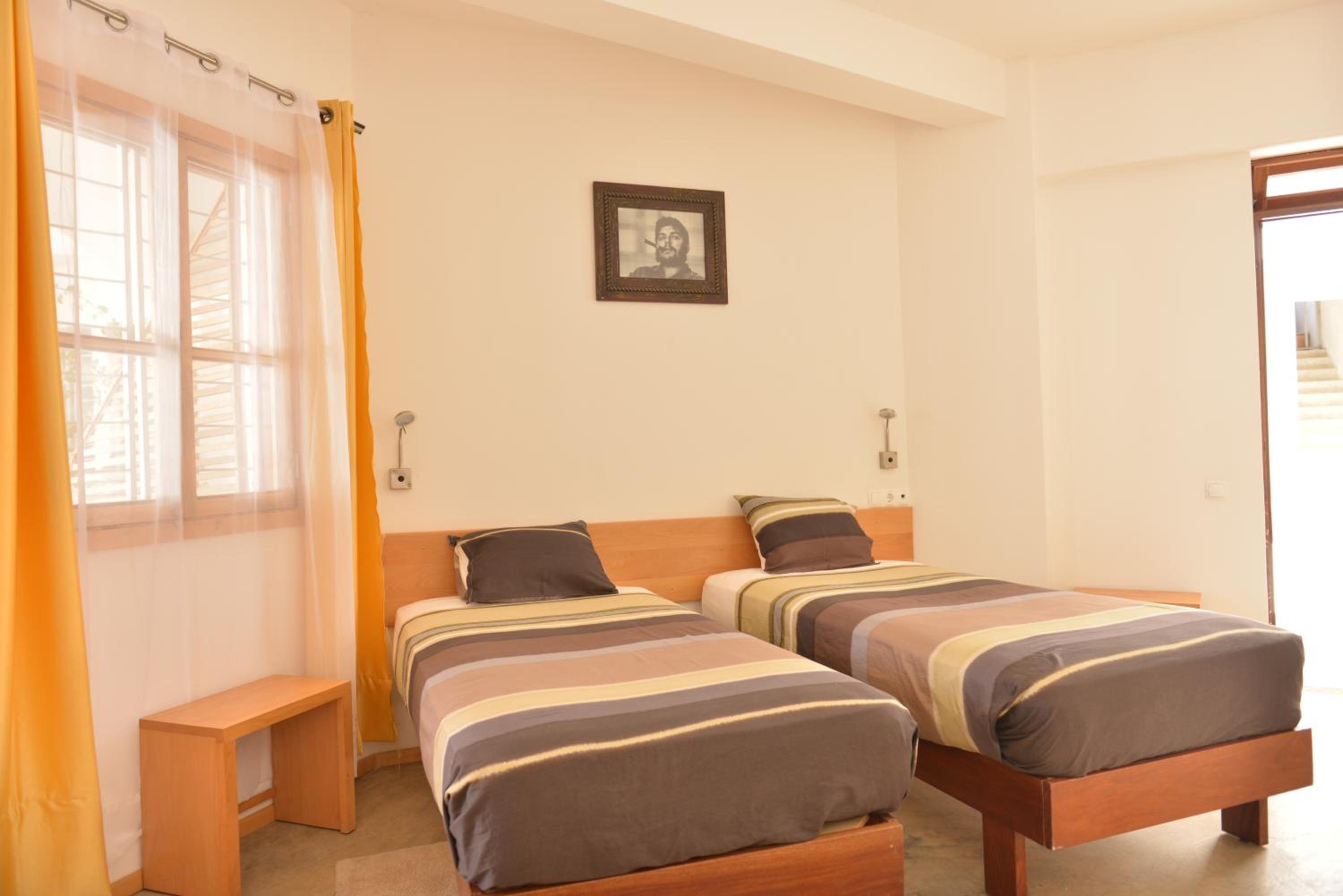 Residencial Che Guevara B & B Stop over