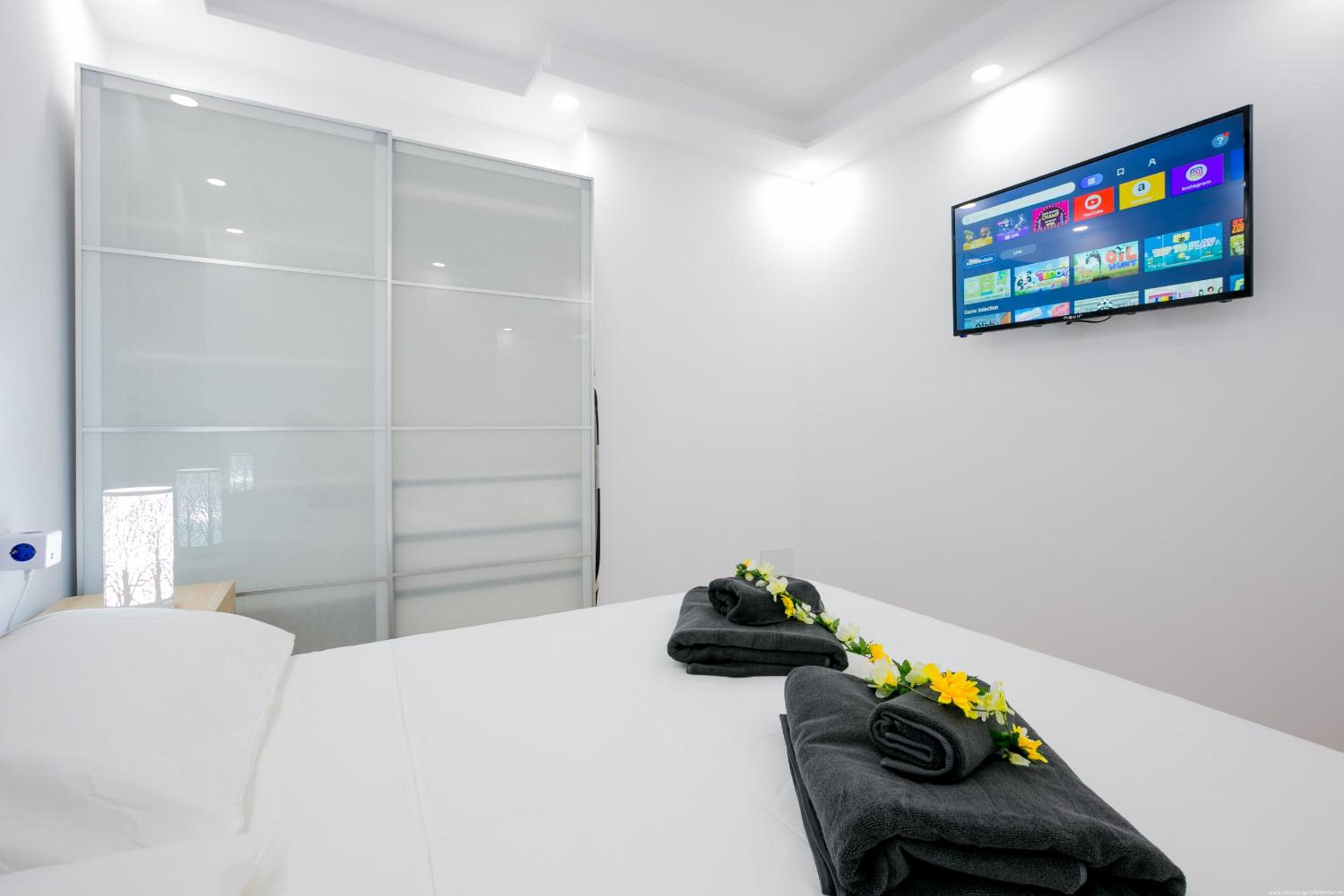 Lacme Luxury Las Americas