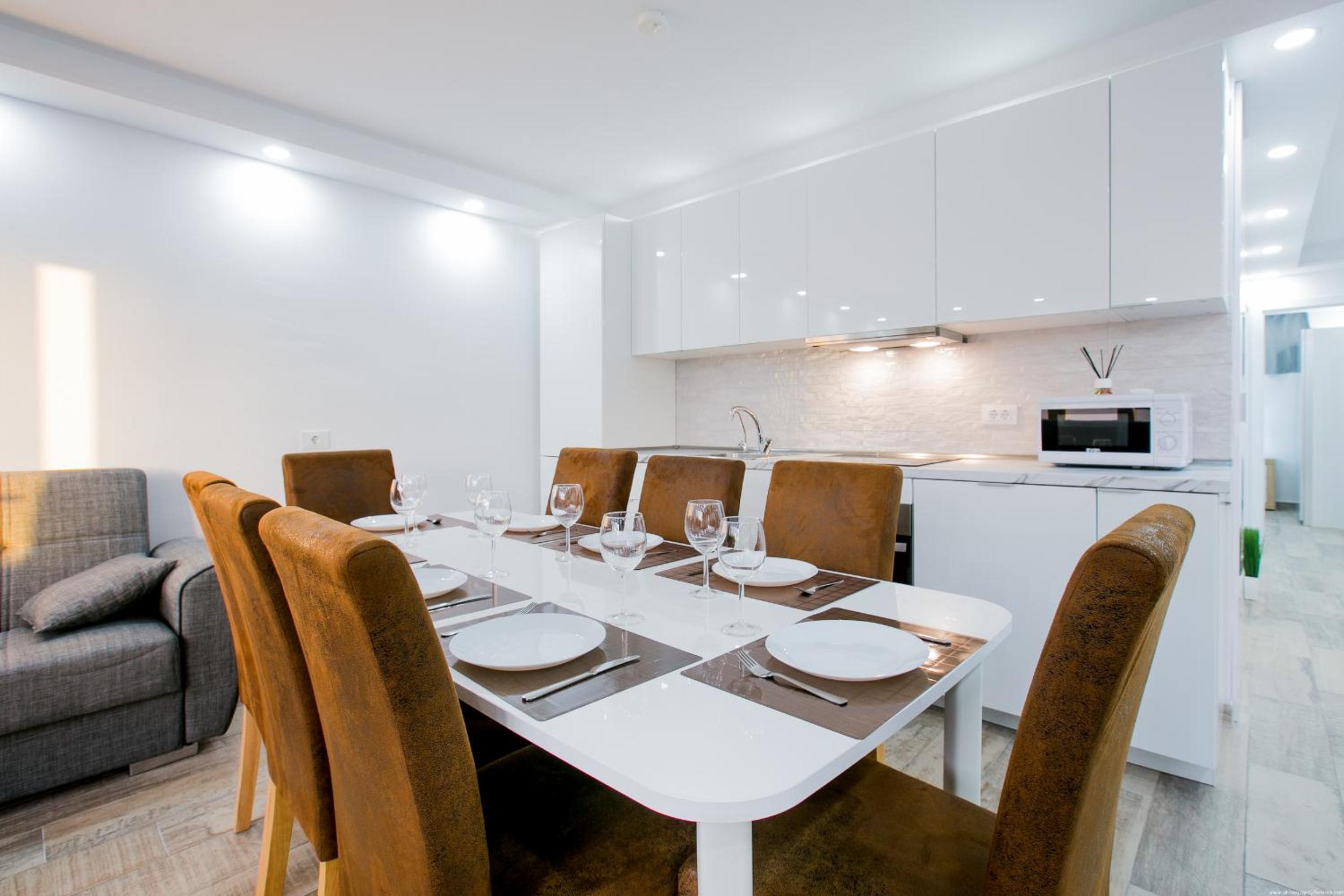 Lacme Luxury Las Americas