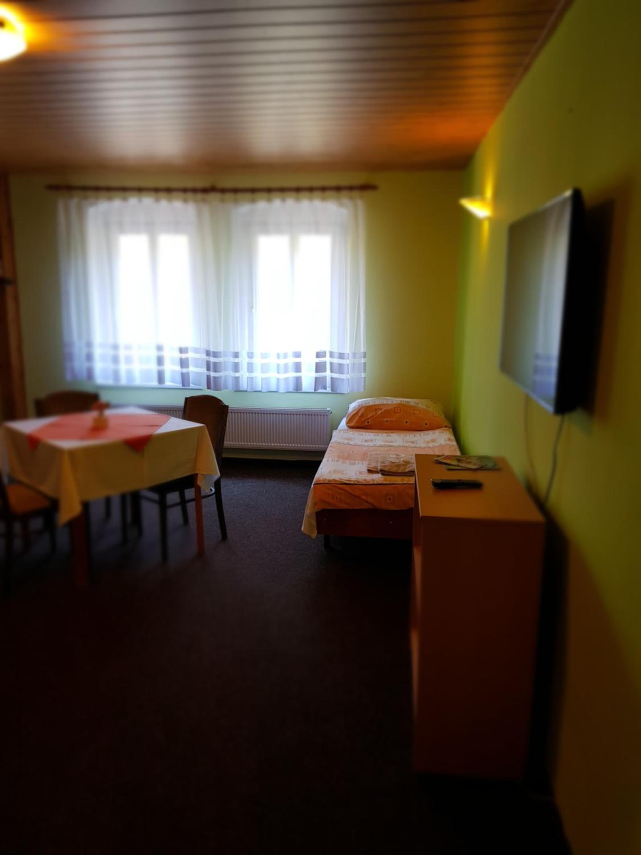 Guest House Pod Lesem Merklín