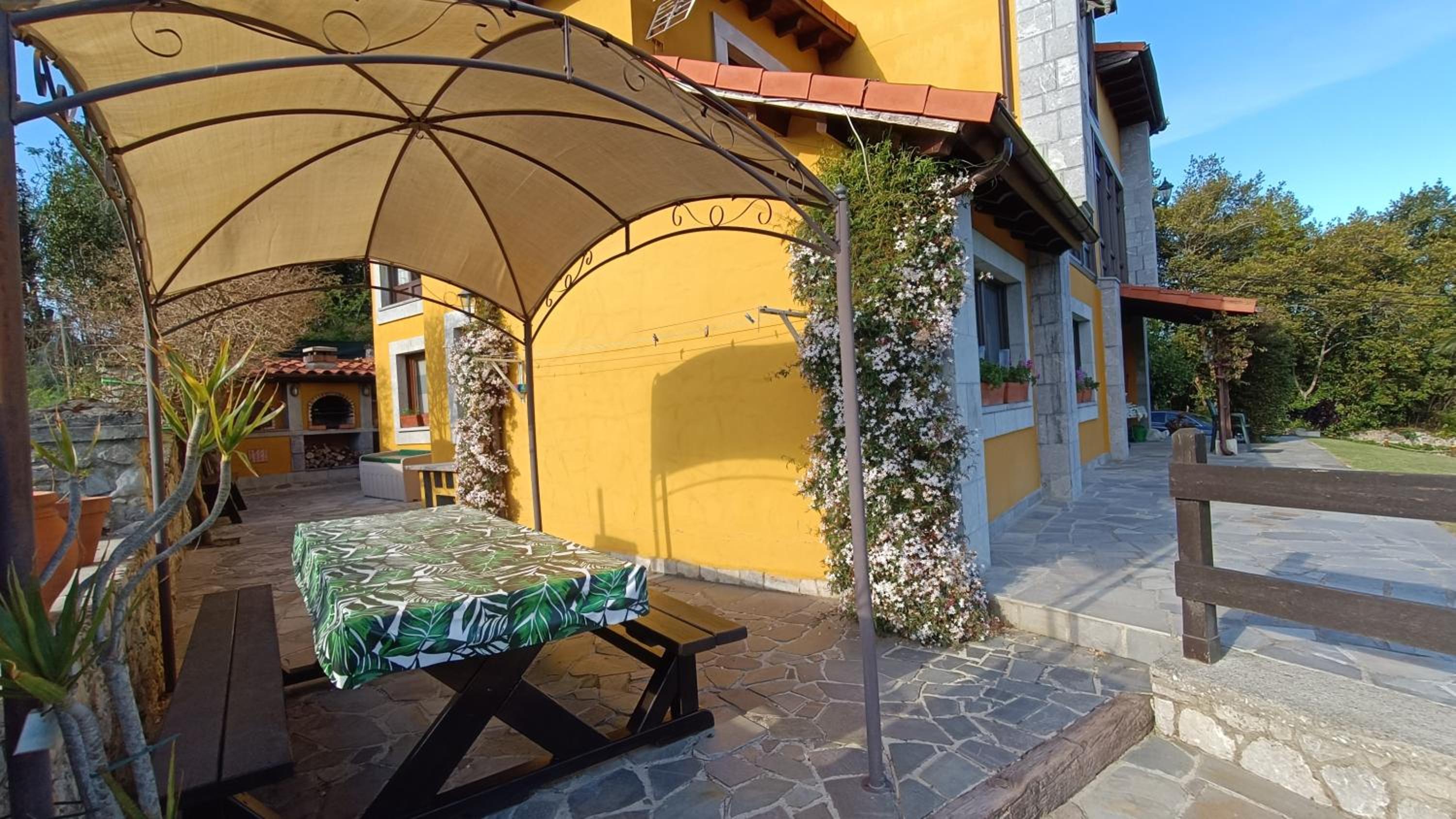 El Corral Del Acebo view 4