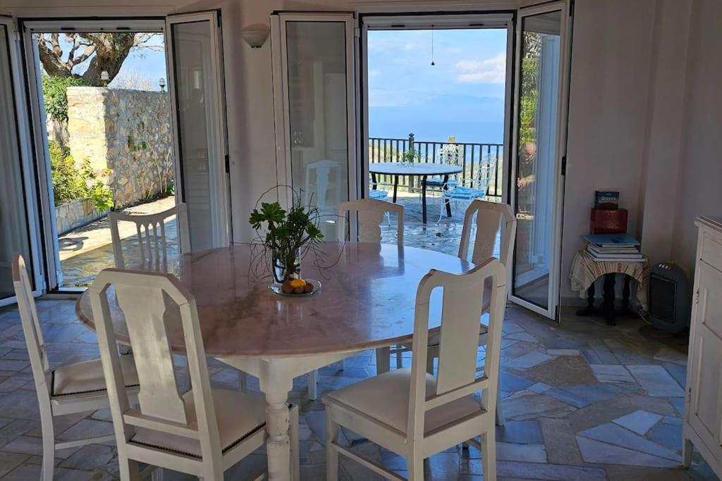 Peloponnese Hideout - White house with the sea view view 5