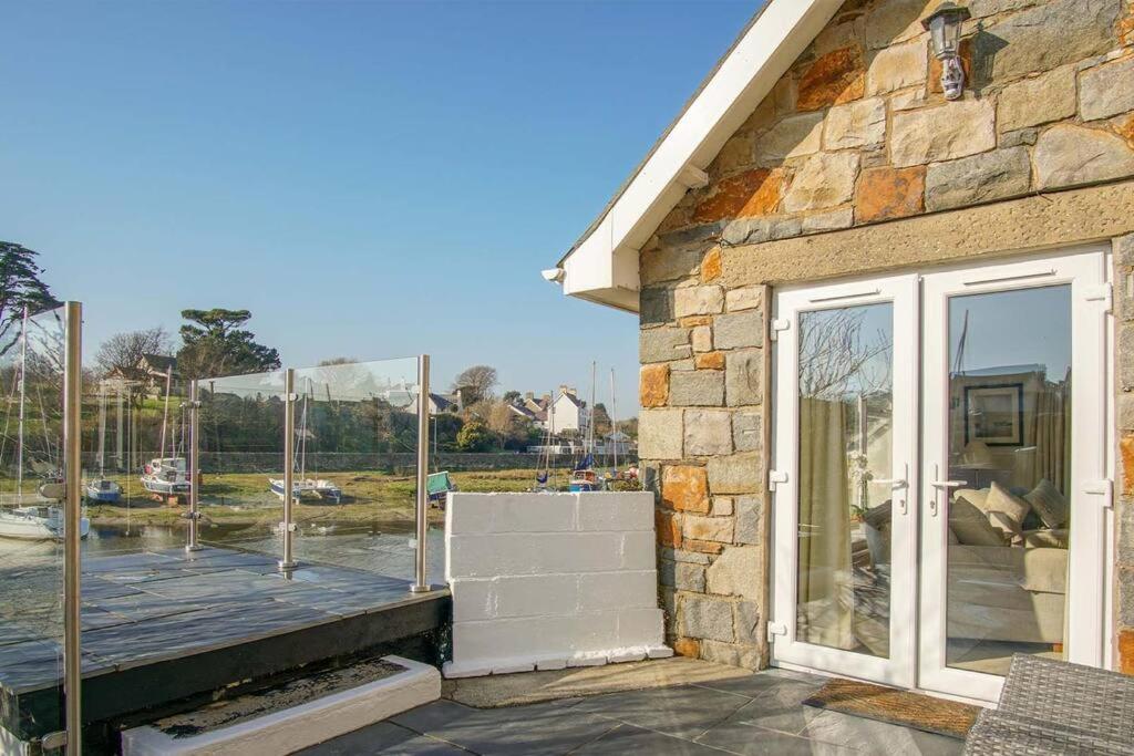 Compass Cottage