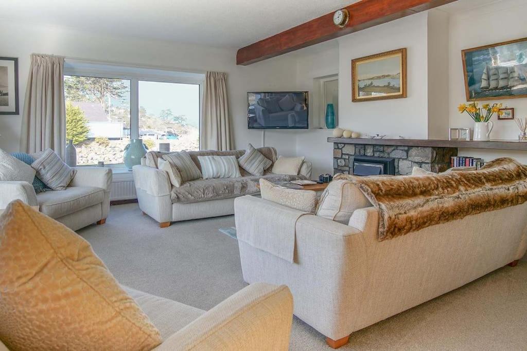 Compass Cottage