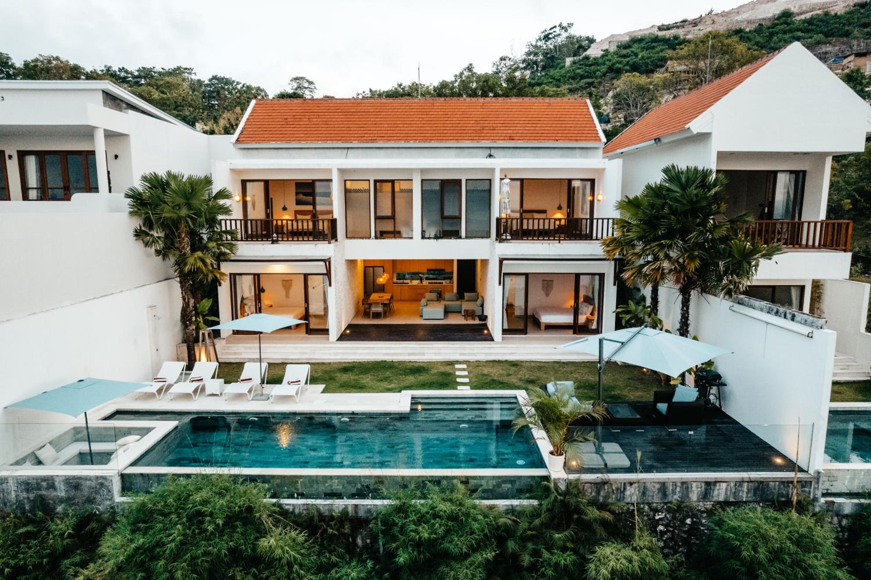 Hotel Ulluwatu Mermaid villa - Image 1