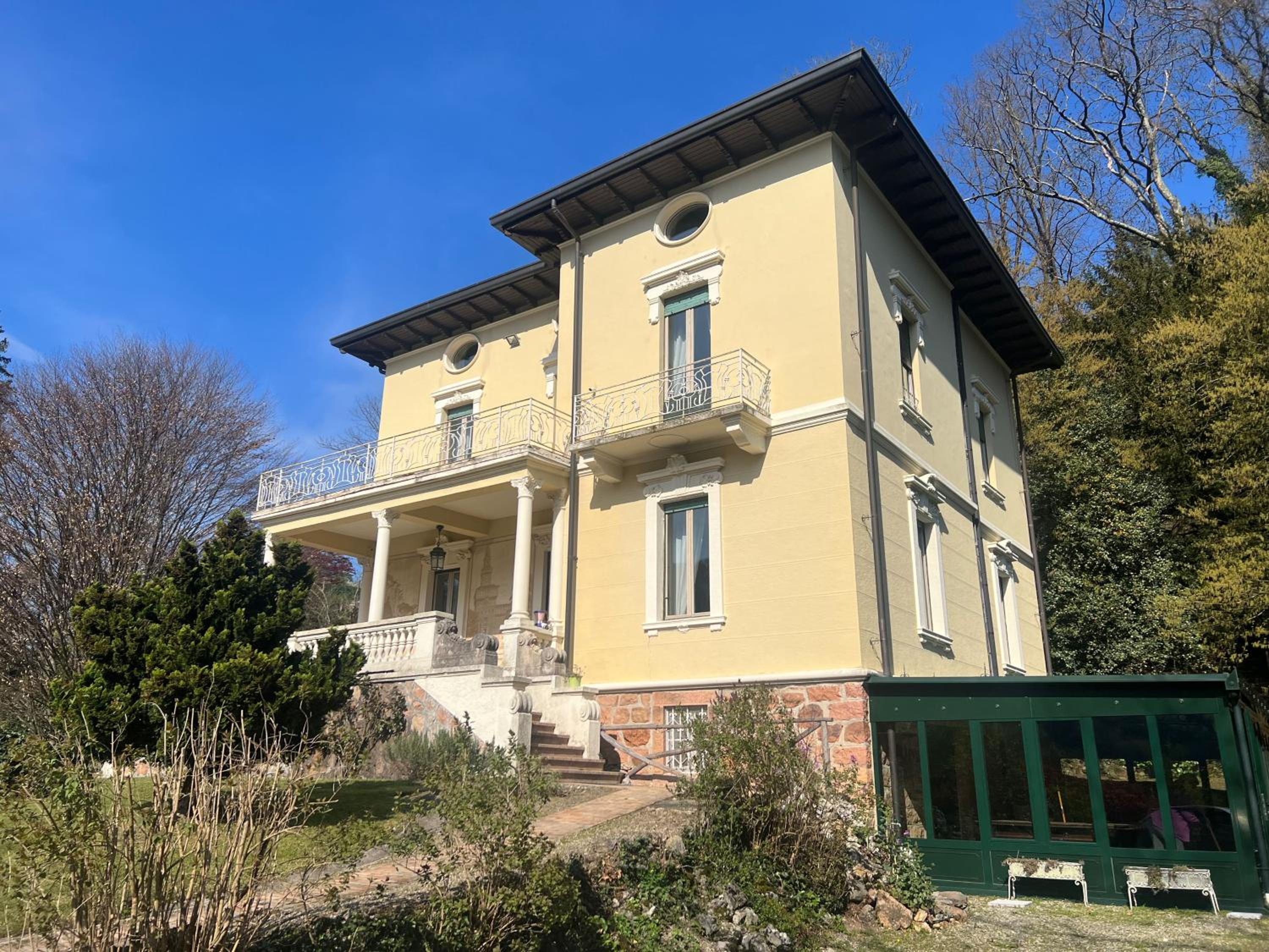 La Villa del Lago