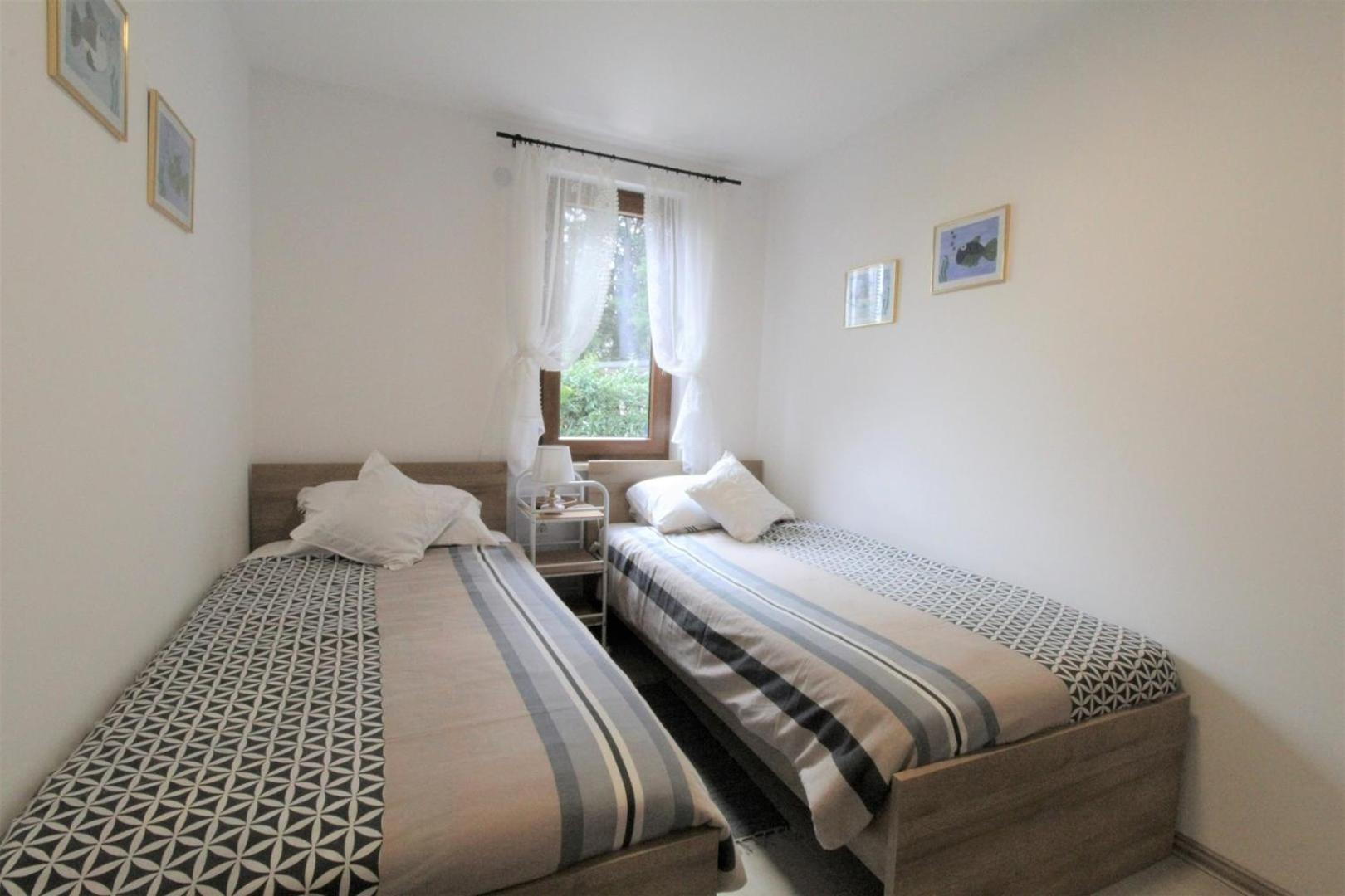 Photo 35