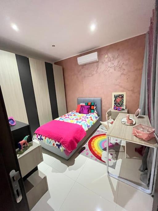 Duplex Maisonette with roof