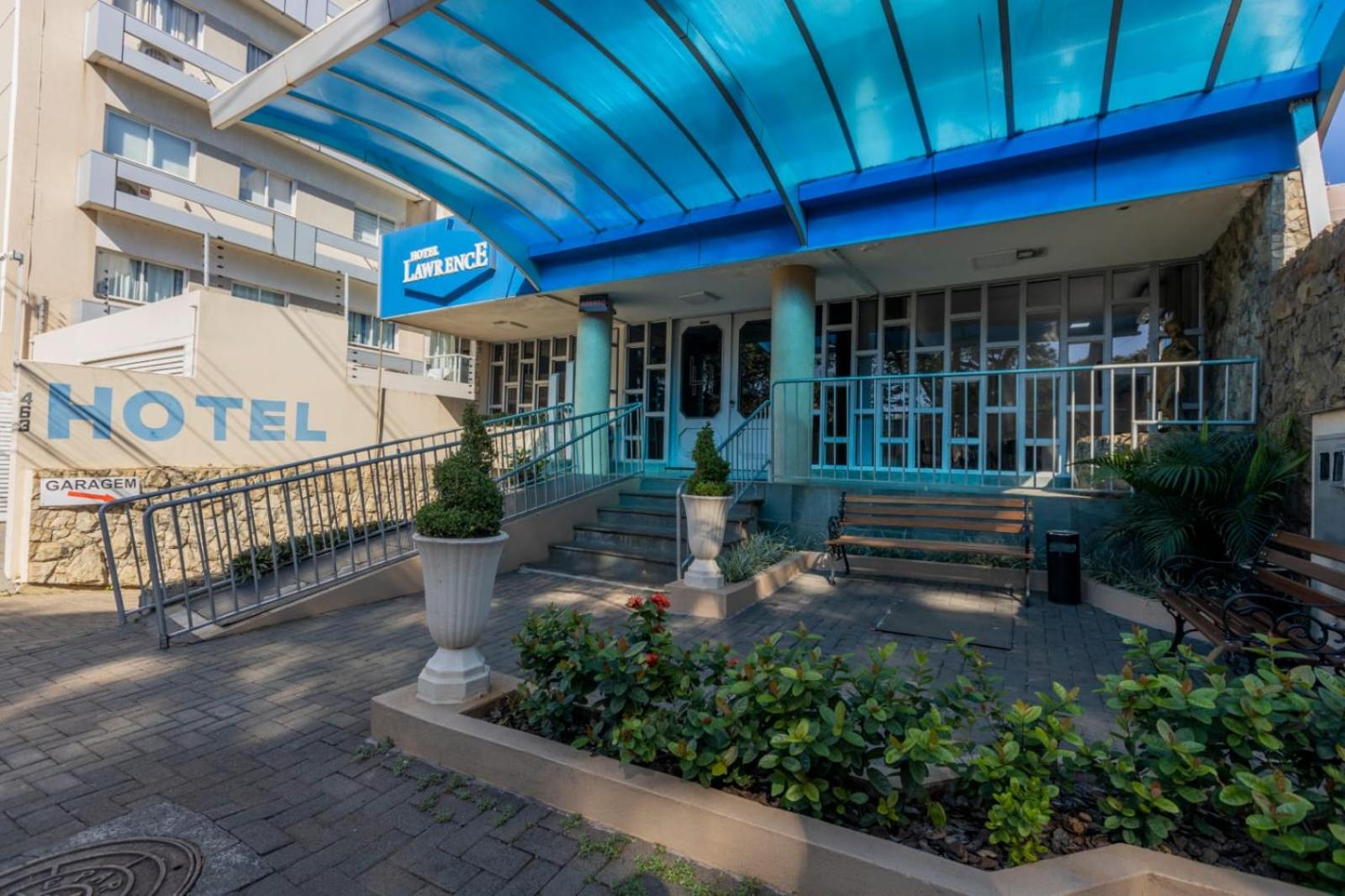 Hotel Lawrence - Image 1