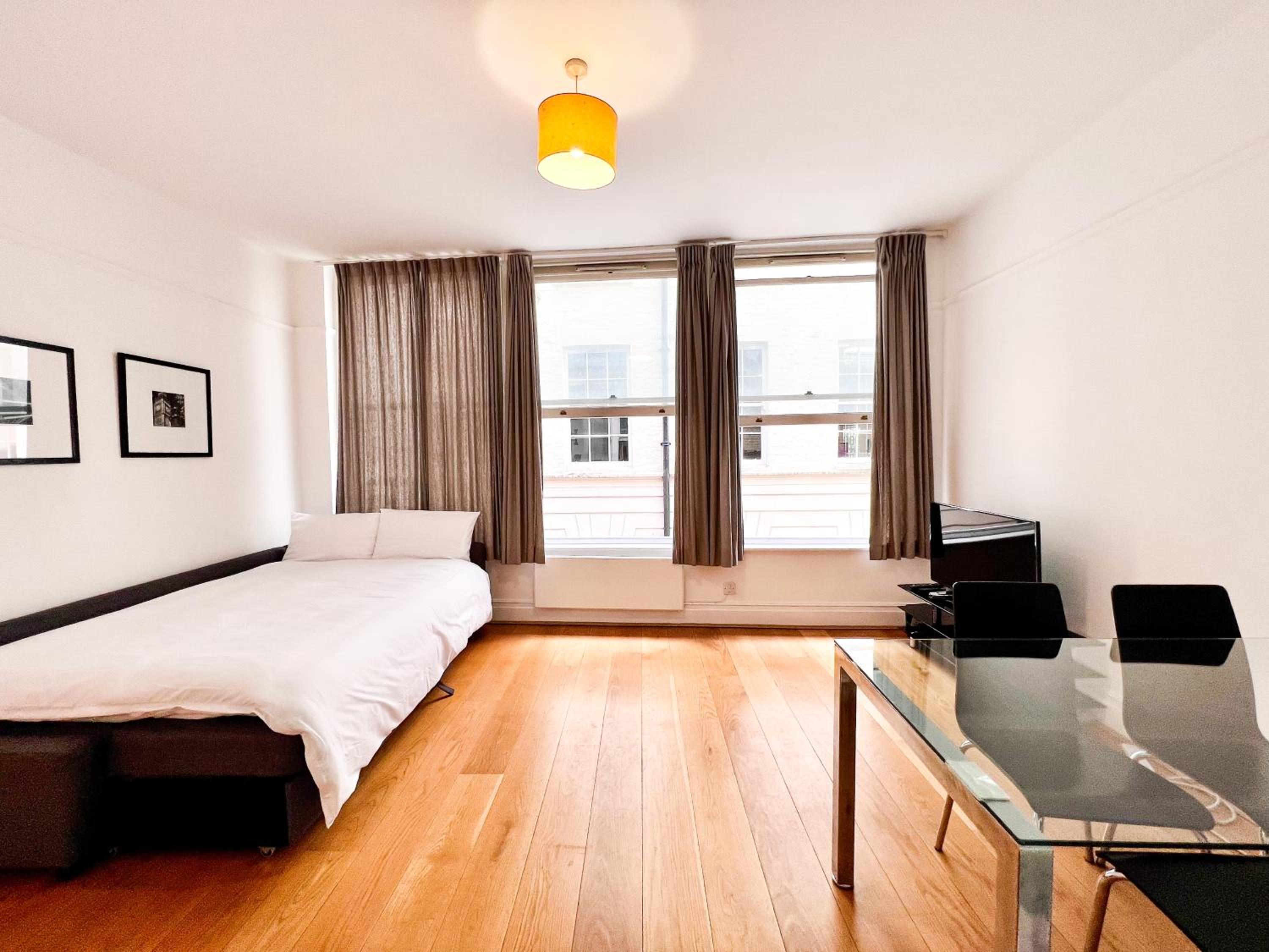 Deluxe Entire Apartment Between Covent Garden and St Pauls Cathedral