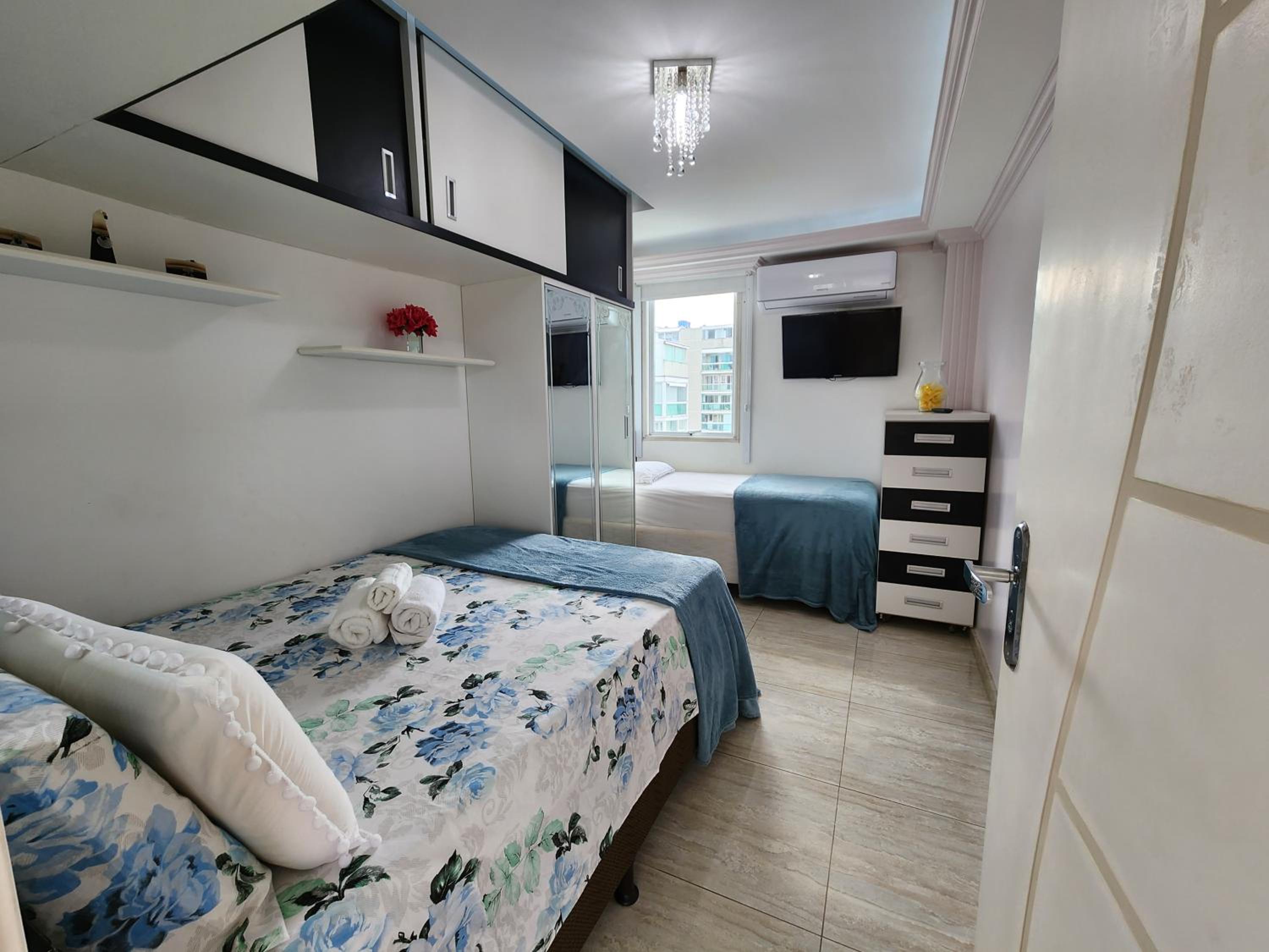 Apart Hotel Alecrim Praia de Camboinhas com Marina pe na areia