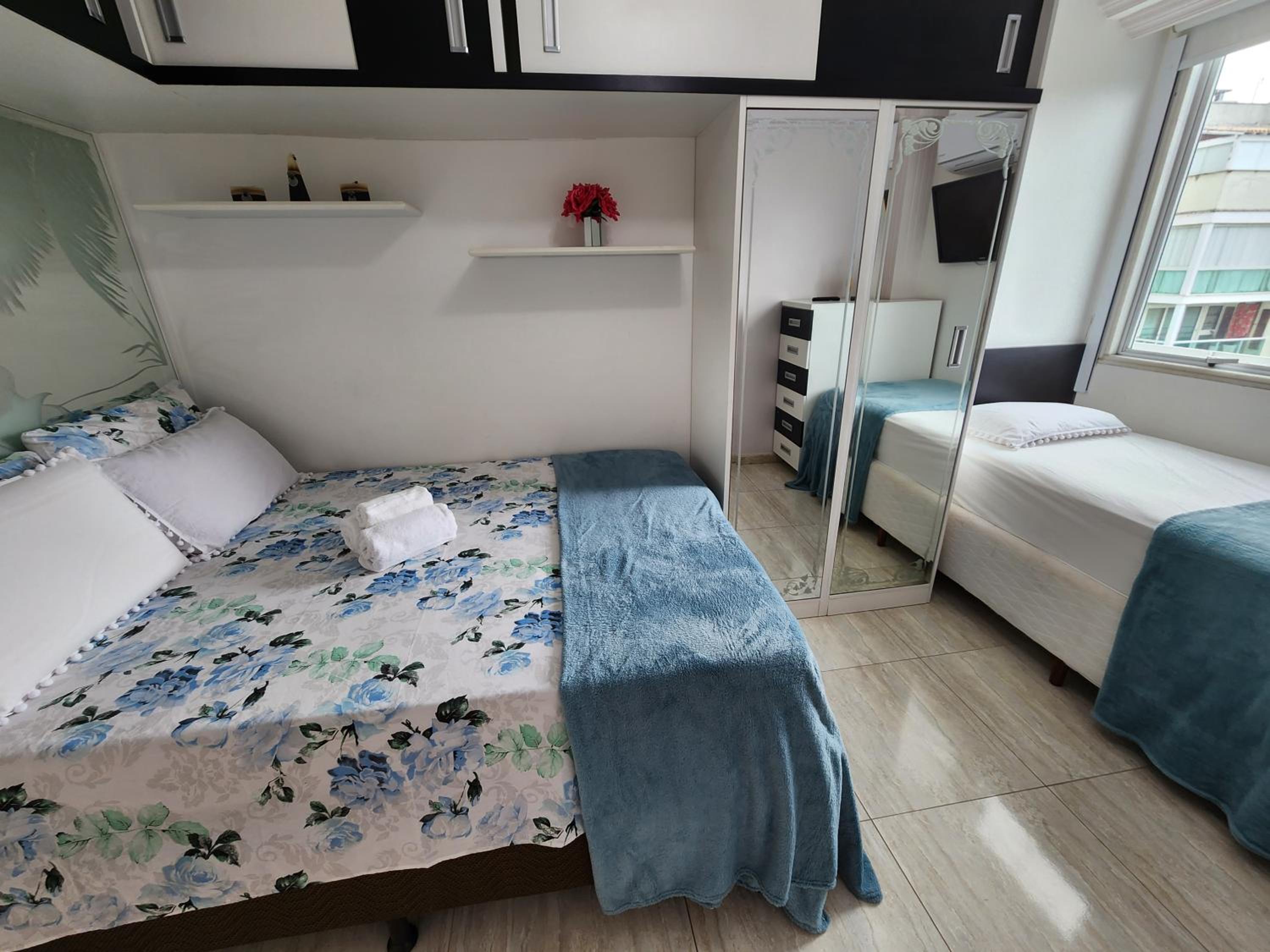 Apart Hotel Alecrim Praia de Camboinhas com Marina pe na areia