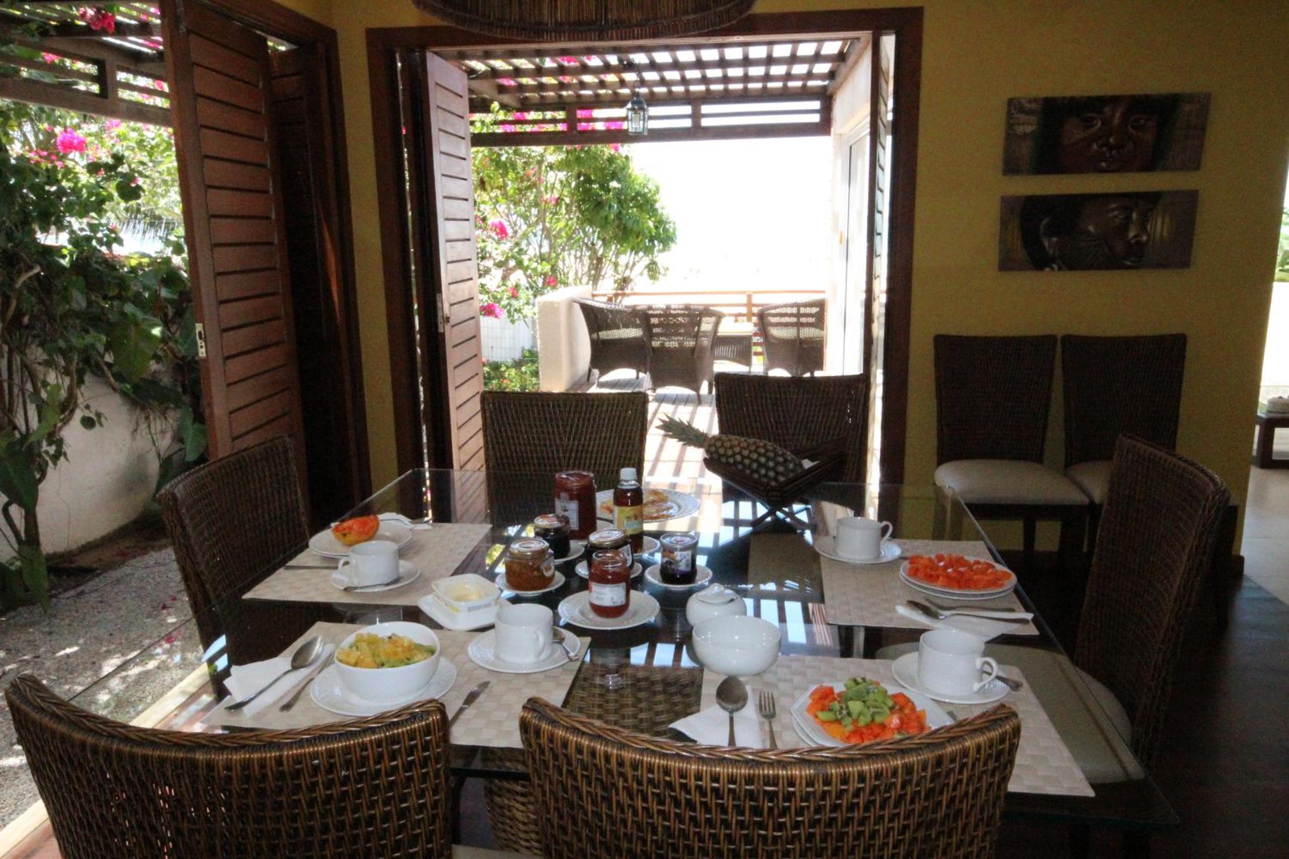 Casa Surucuá com localização espetacular frente à Praia do Centro de Pipa - 2 a 4 quartos suite