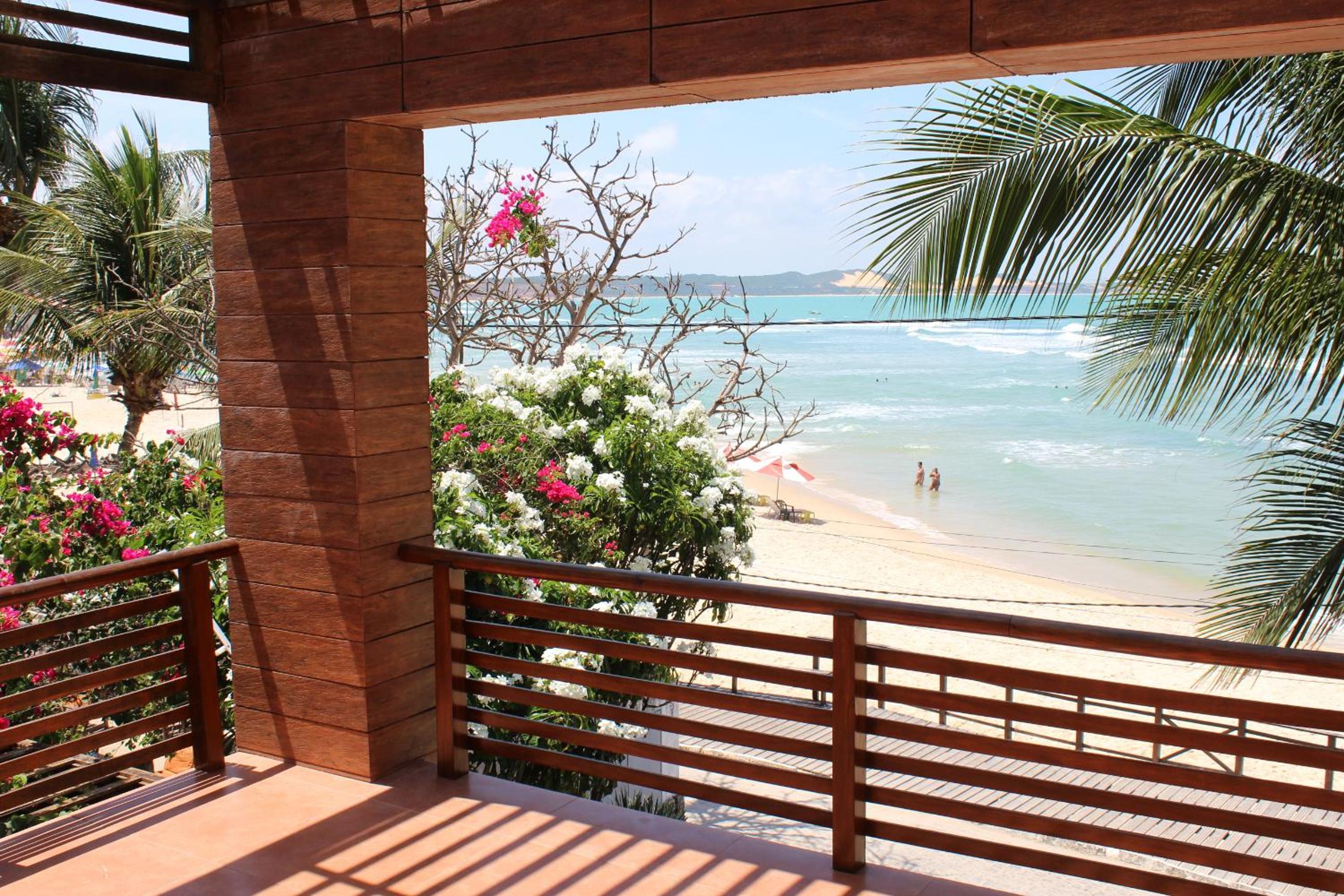 Casa Surucuá com localização espetacular frente à Praia do Centro de Pipa - 2 a 4 quartos suite