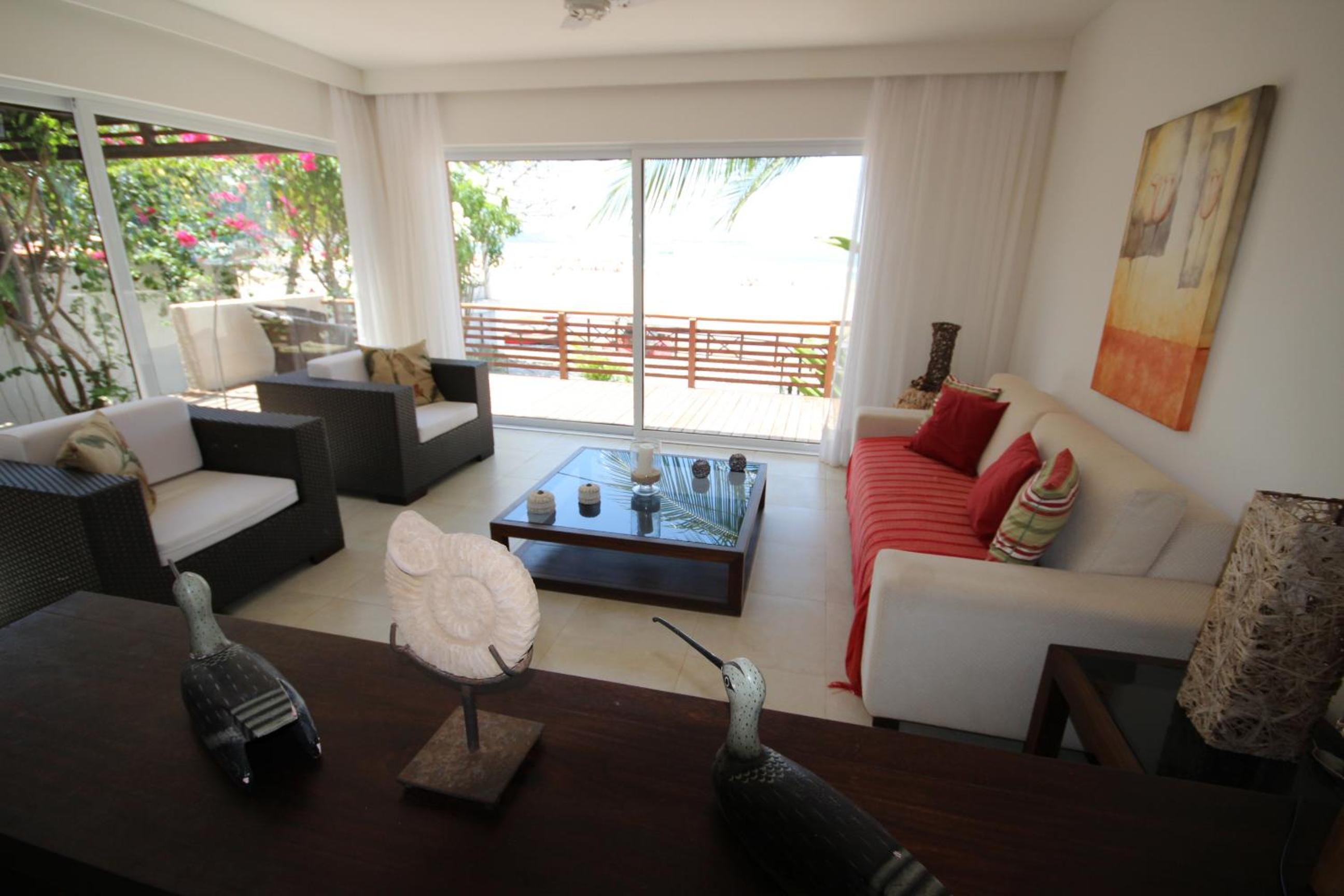 Casa Surucuá com localização espetacular frente à Praia do Centro de Pipa - 2 a 4 quartos suite