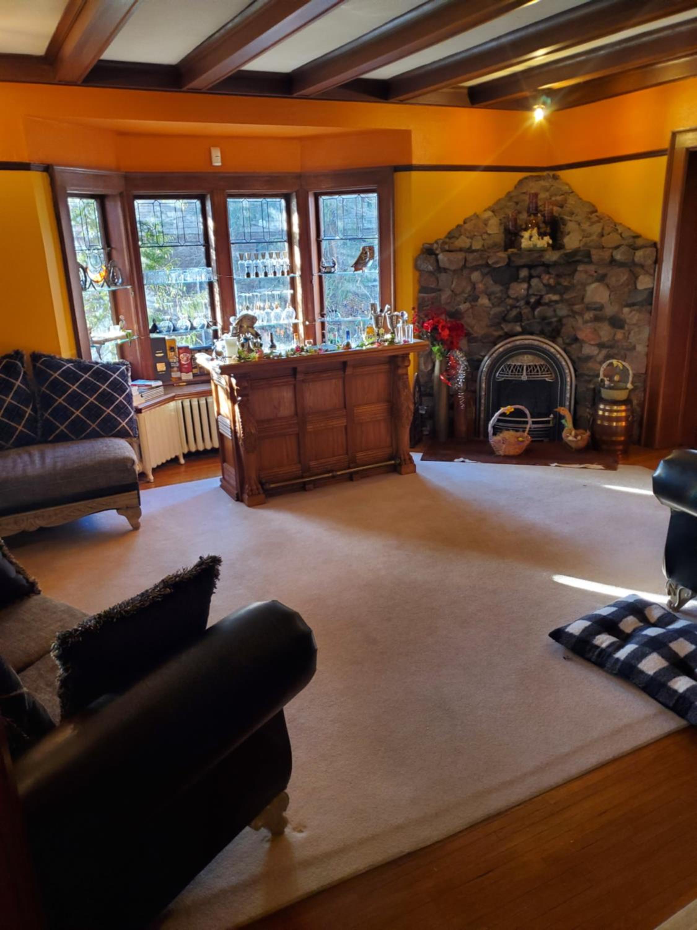 Avonview Manor
