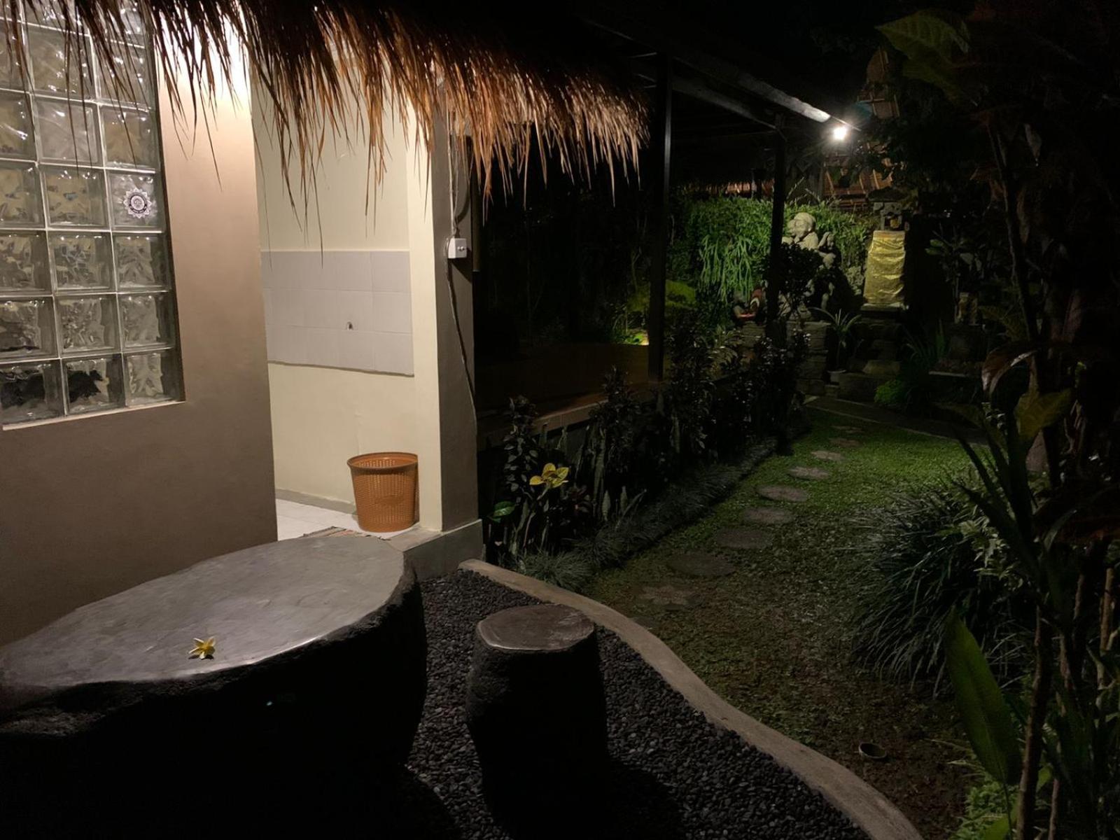 Nugraha Guest House 2
