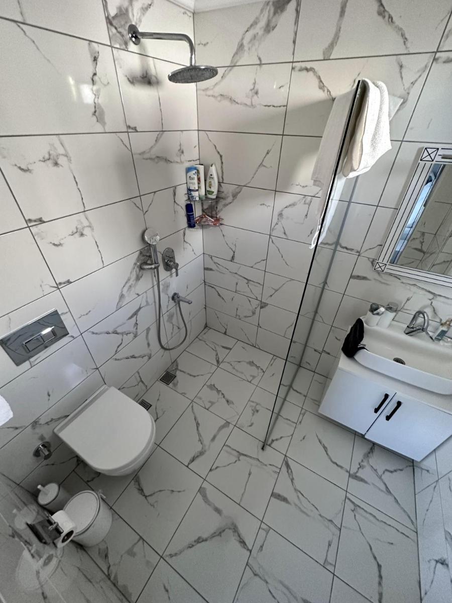 Villa Noble view 3