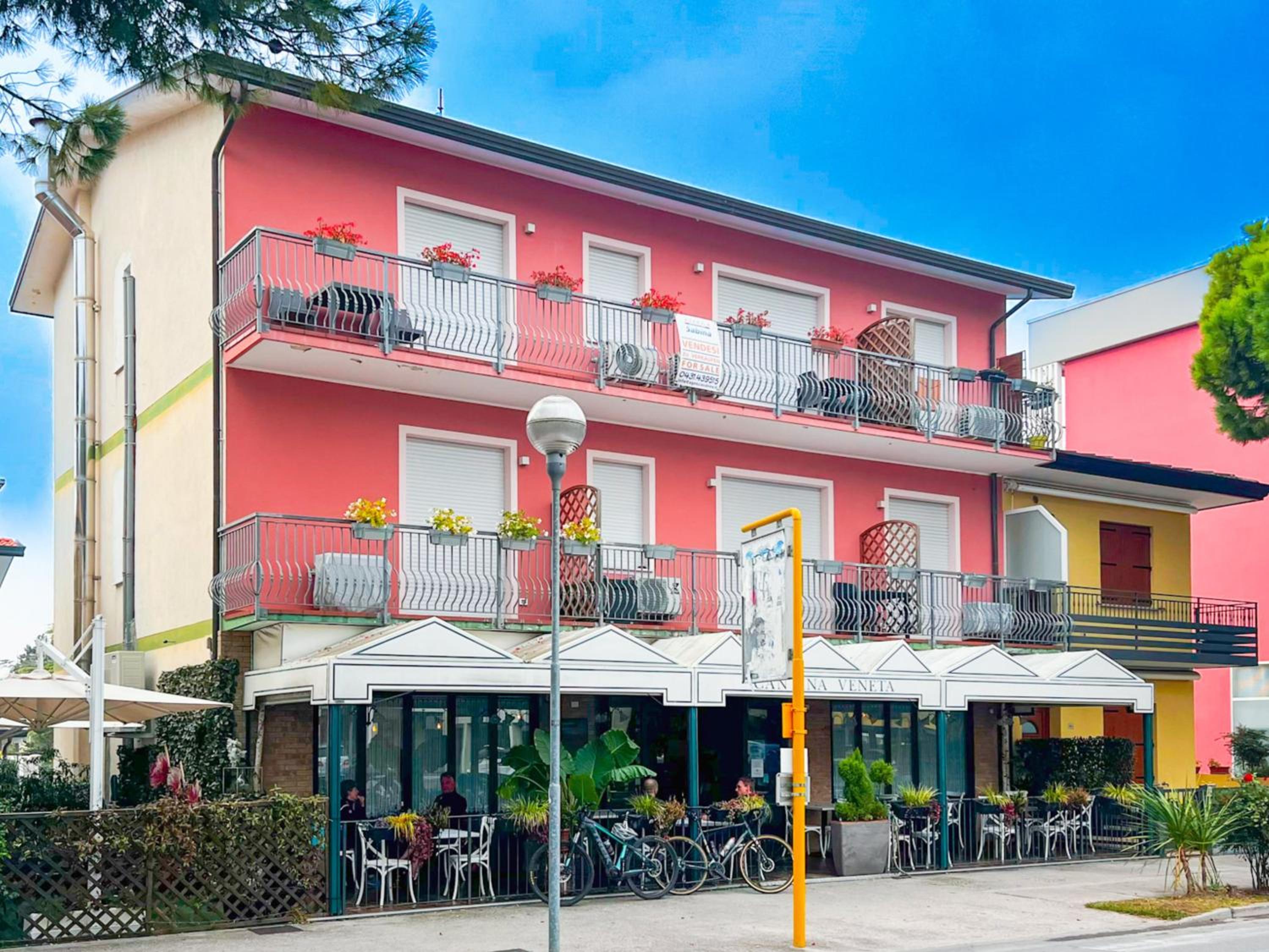 Cantina Veneta view 2