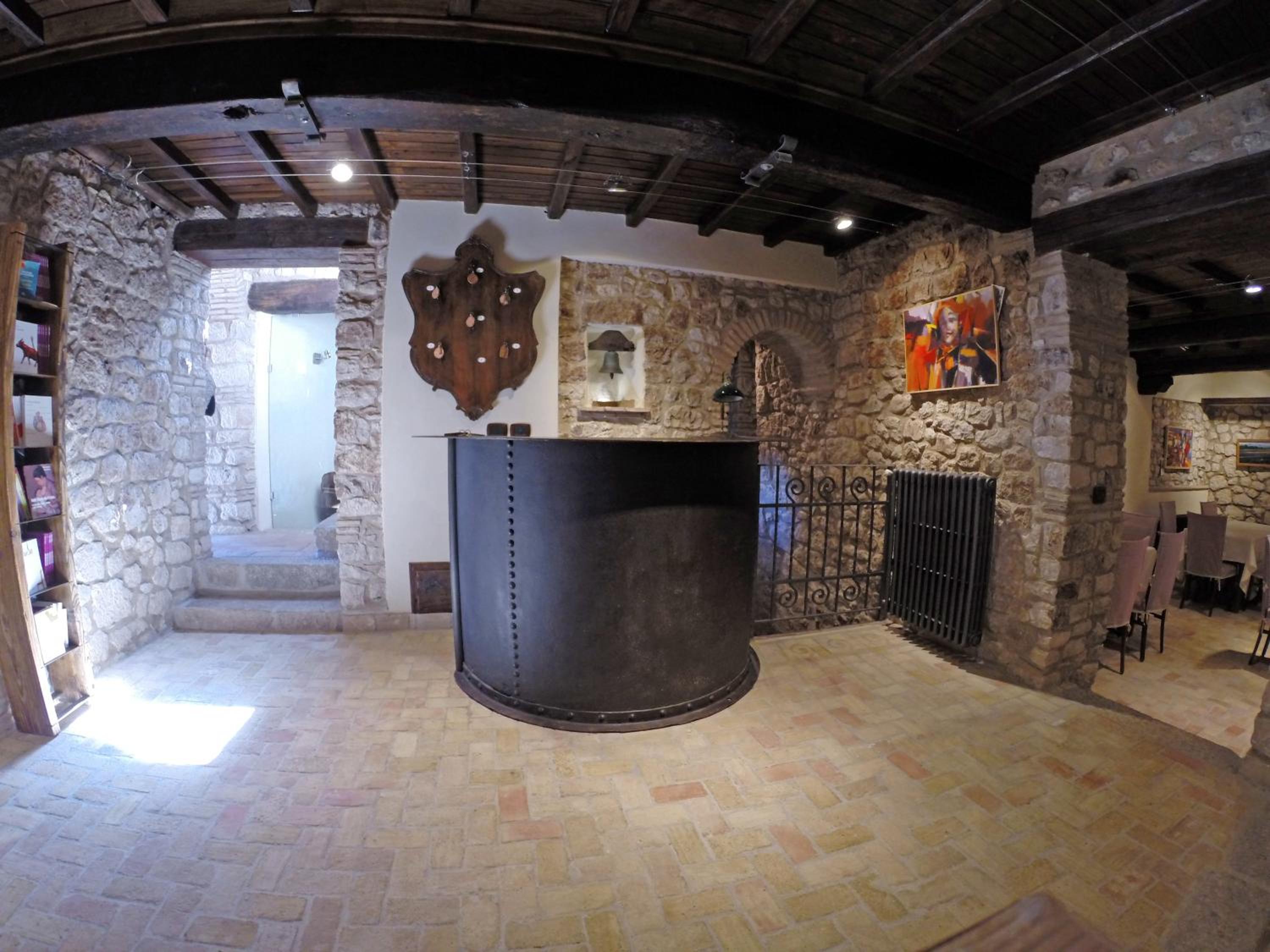 Photo 29