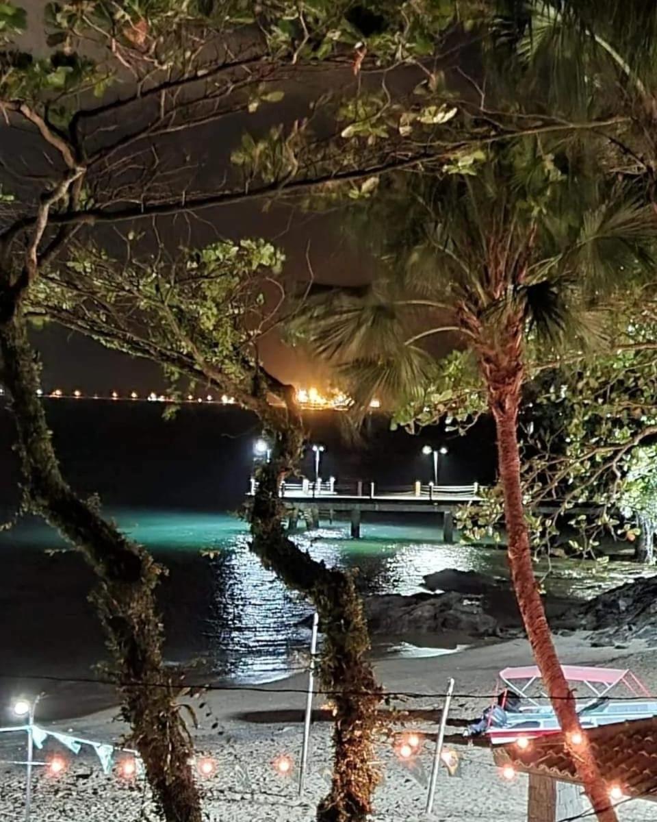 Villa do Portinho - Casas em frente à Praia