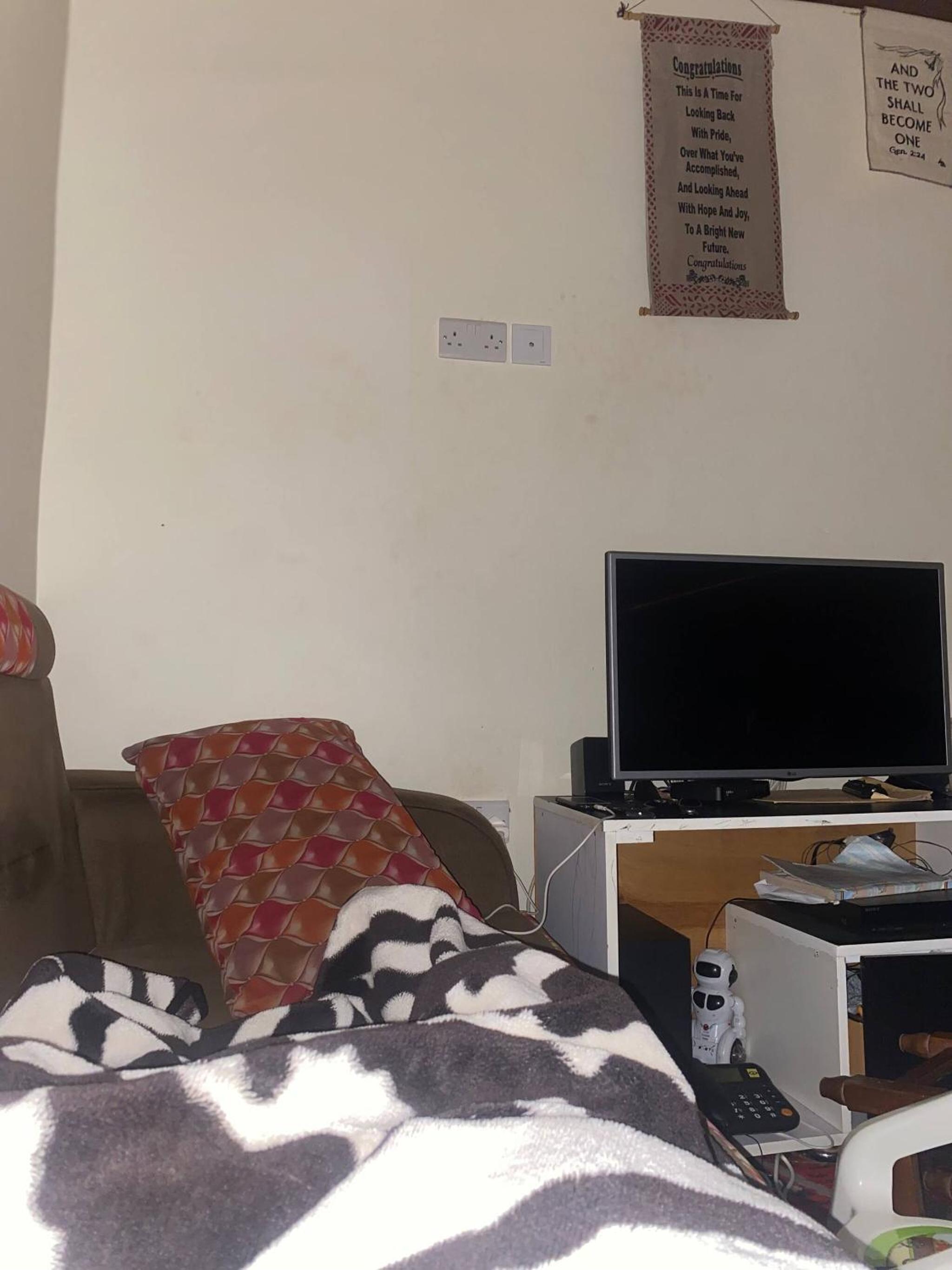 Single Bedroom Sitting Room view 4