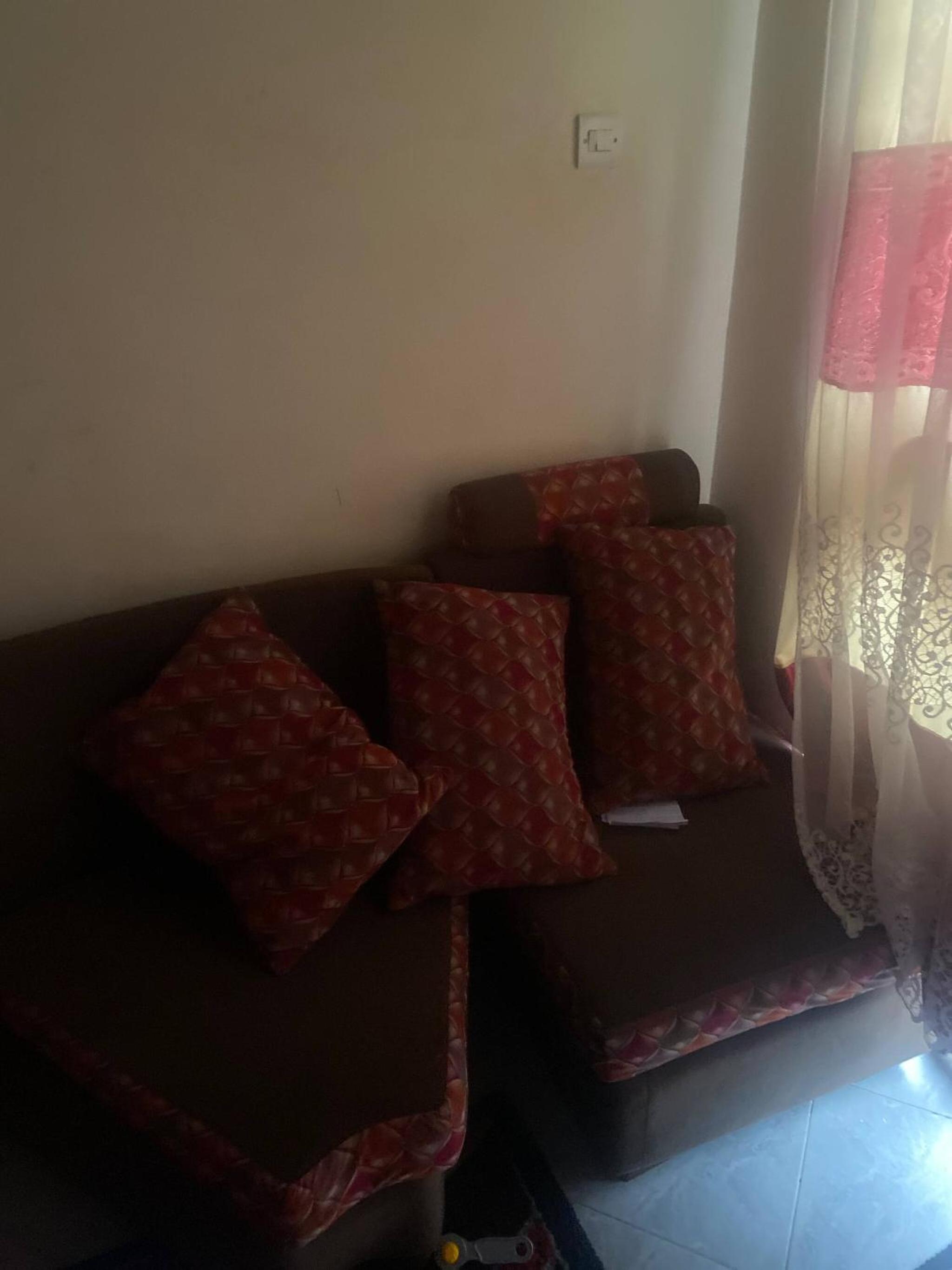 Single Bedroom Sitting Room view 5