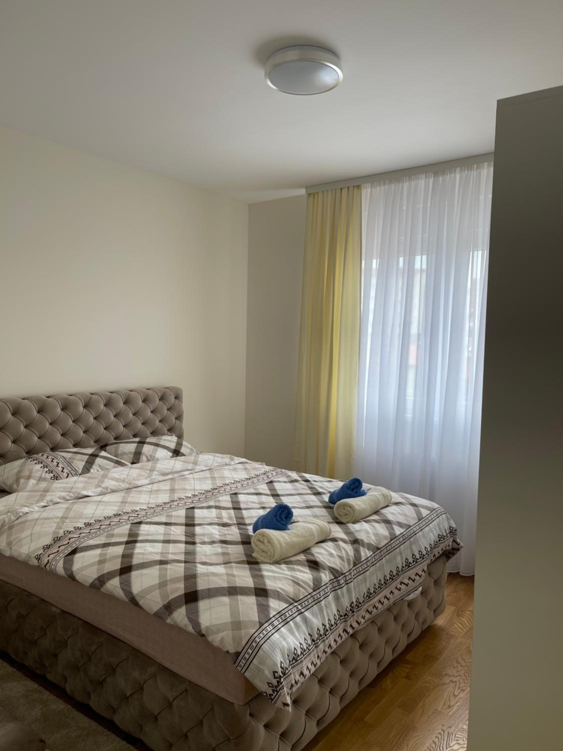 Cvetanov trg LUX 2 view 4