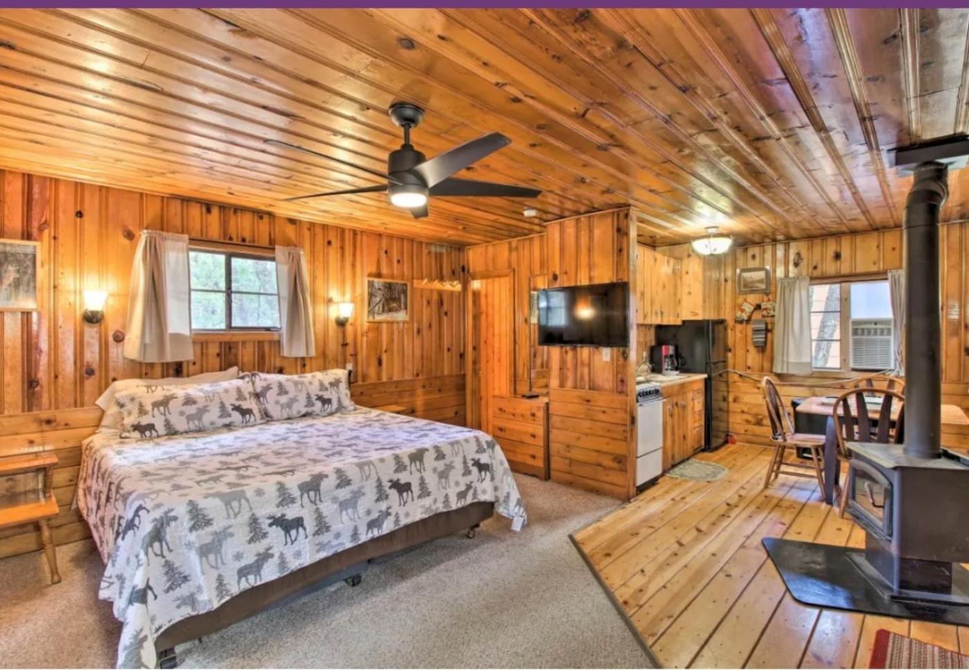 Hidden Rest Cabins and Resort