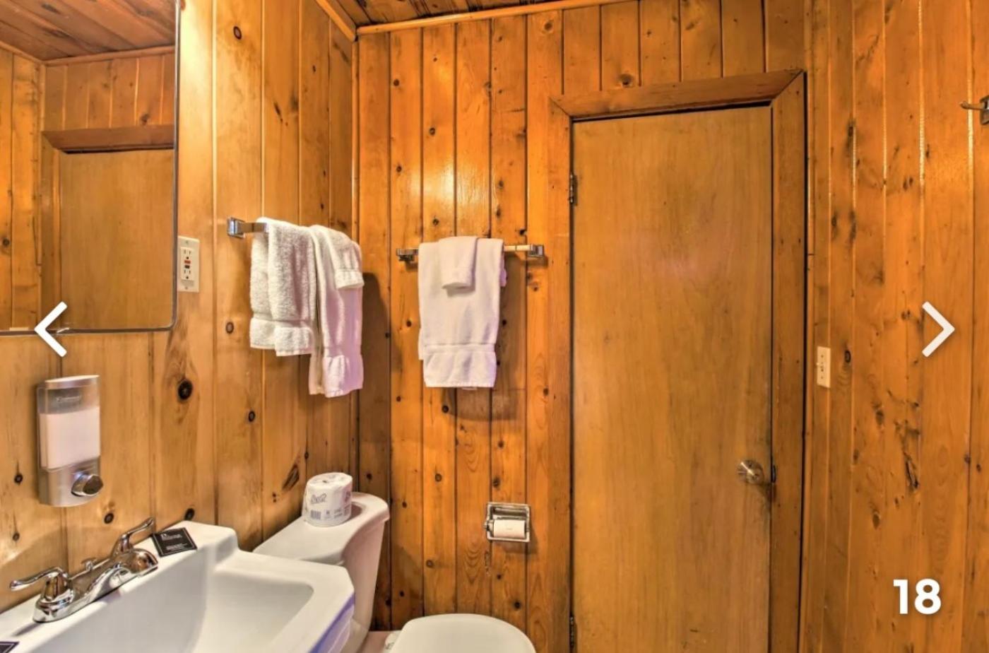 Hidden Rest Cabins and Resort