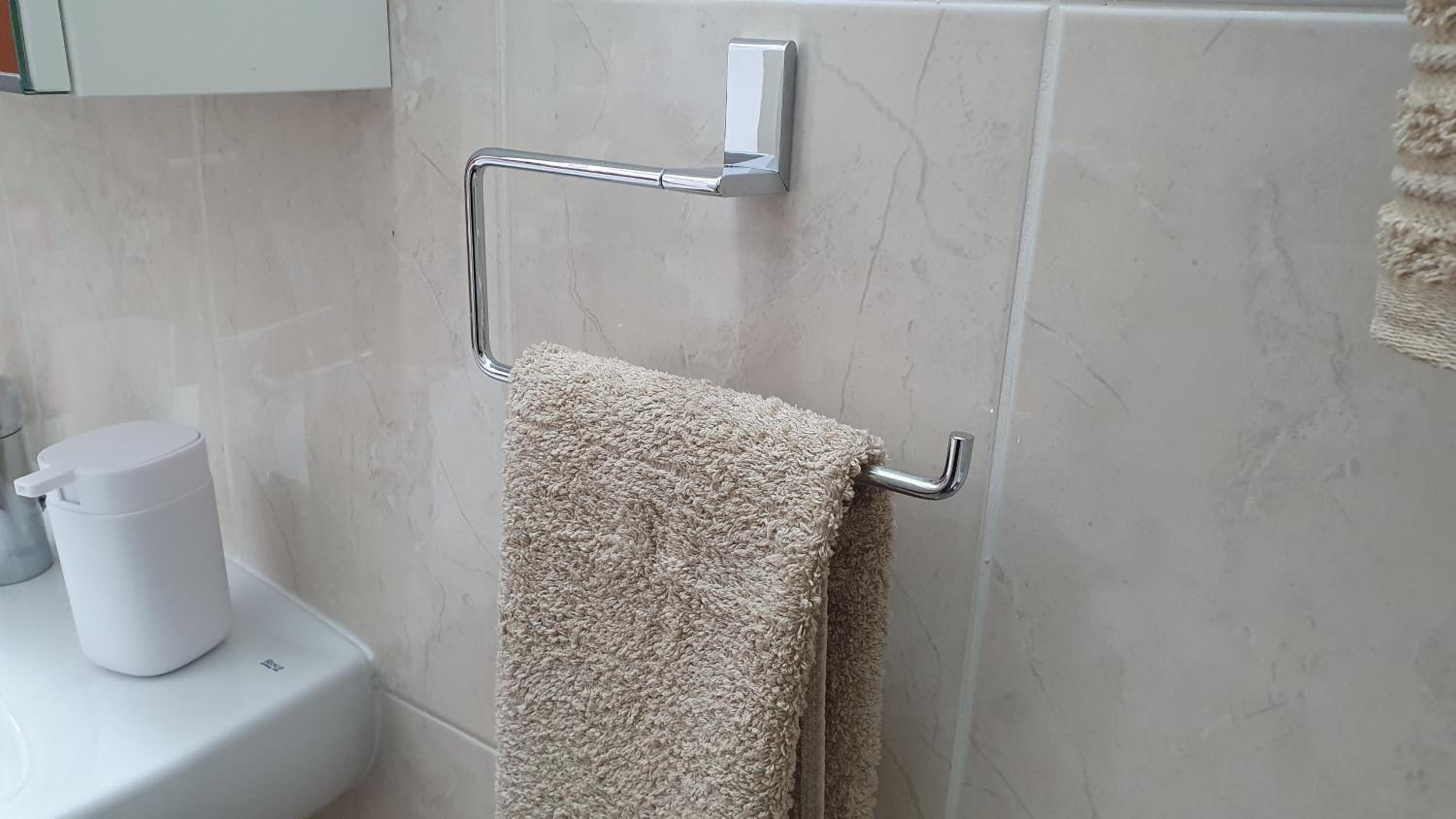 Peaceful Apartment with Double Bed - Oak Breeze