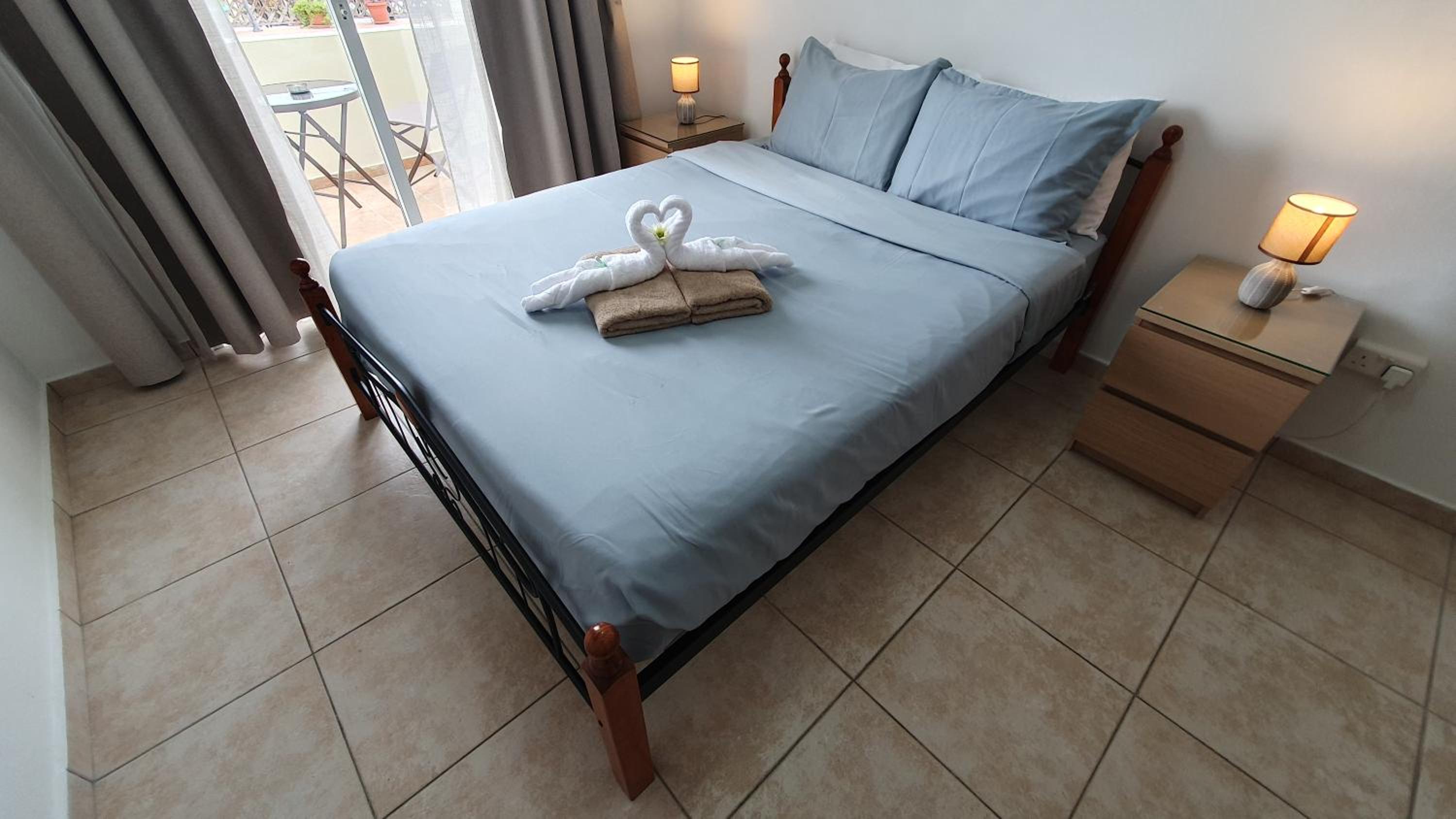 Peaceful Apartment with Double Bed - Oak Breeze