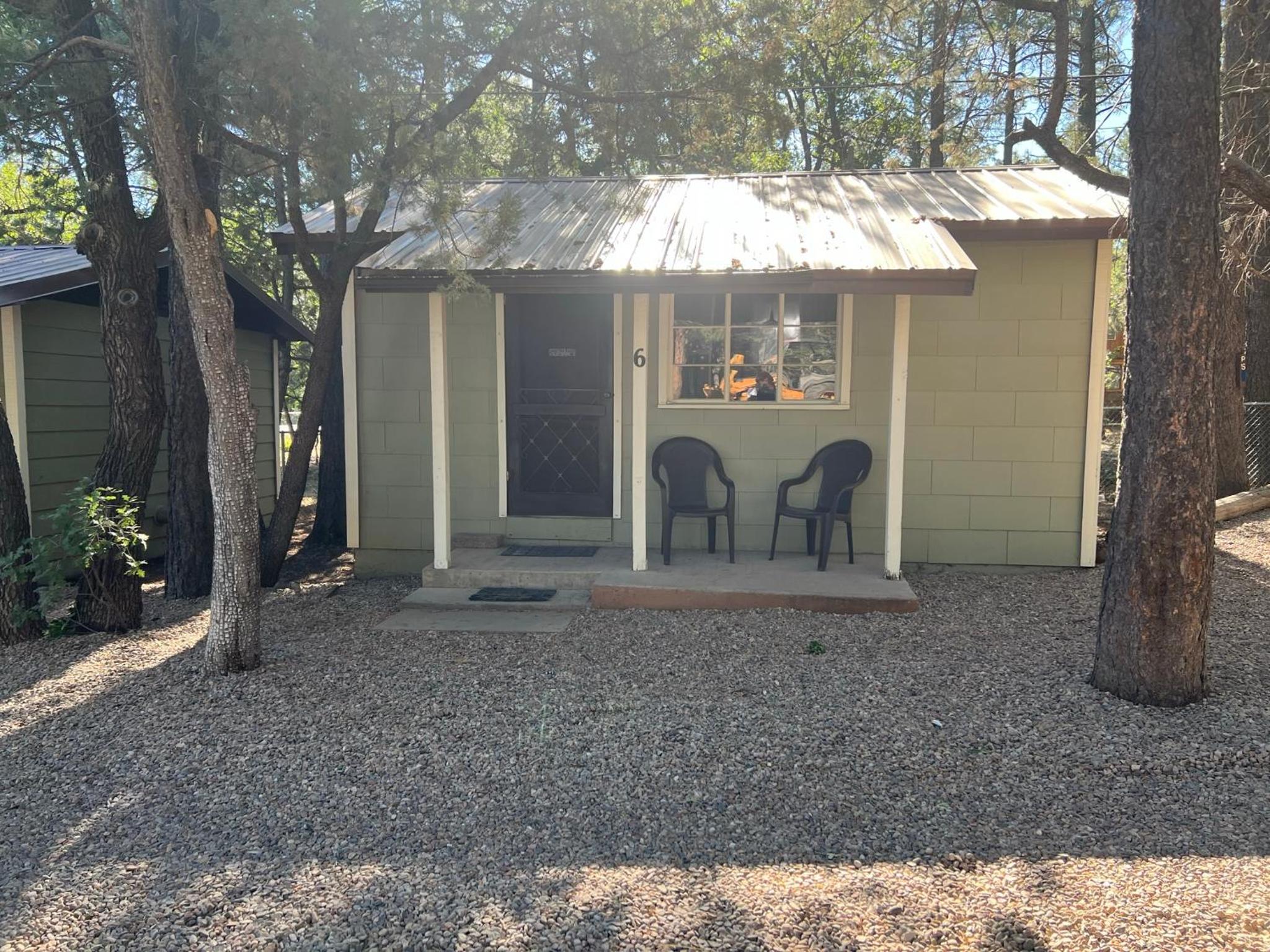 Hidden Rest Cabins and Resort