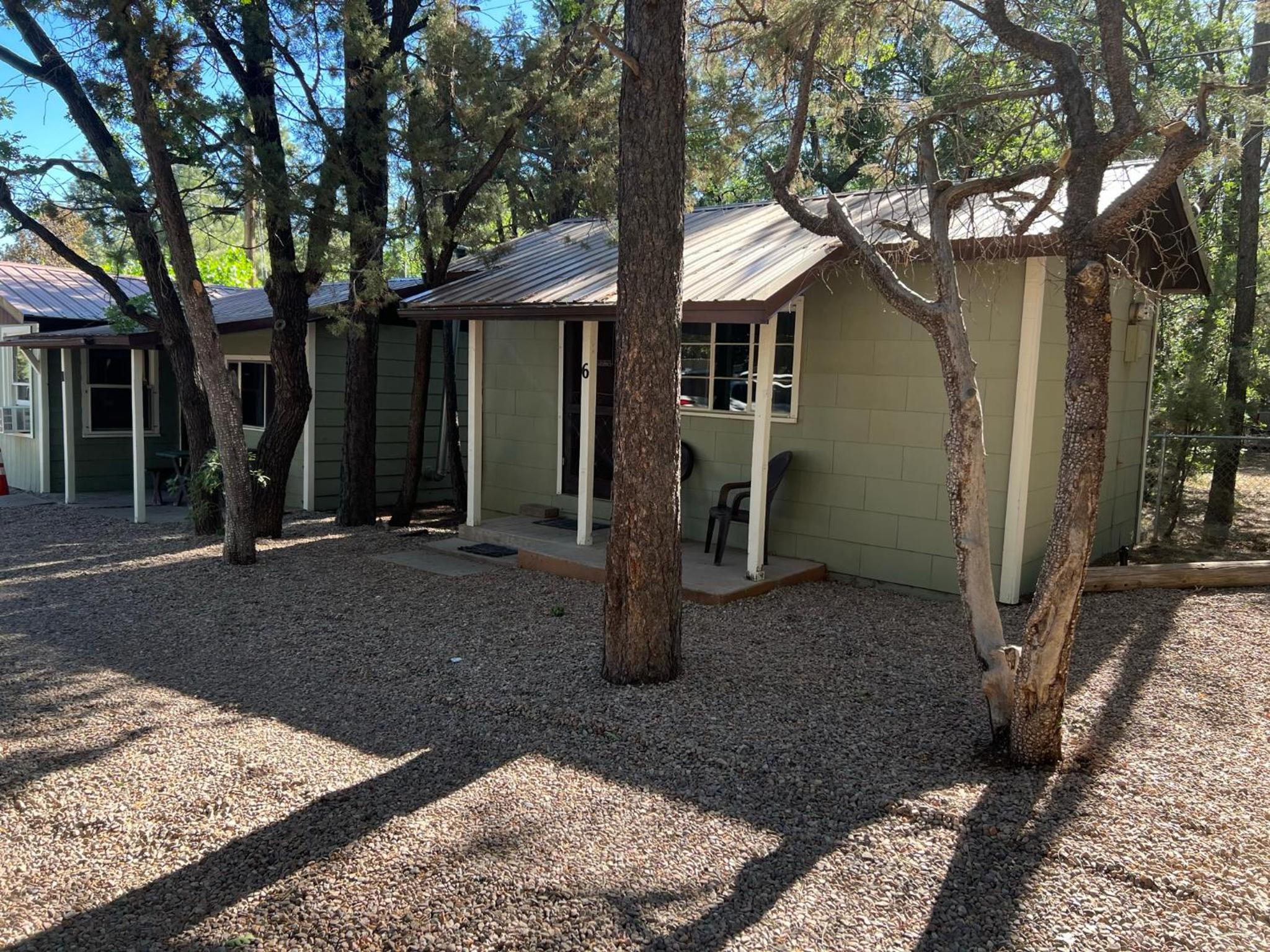 Hidden Rest Cabins and Resort